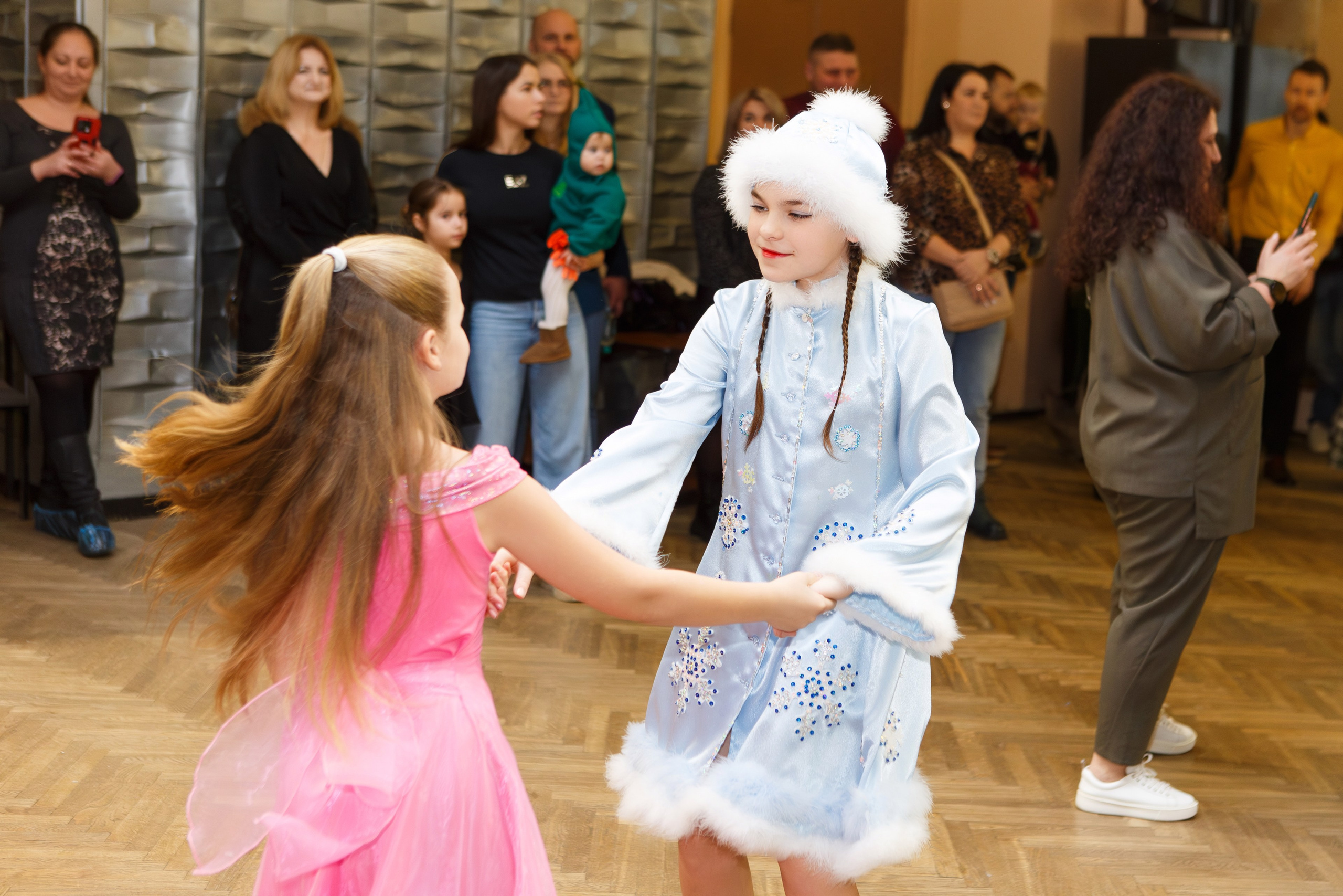 Театр-студия «ОК"ФАНТАЗИЯ» — „НОВЫЙ ГОД С ФАНТАЗИЕЙ“. Профессиональный фотограф в Мценске и Орловской области