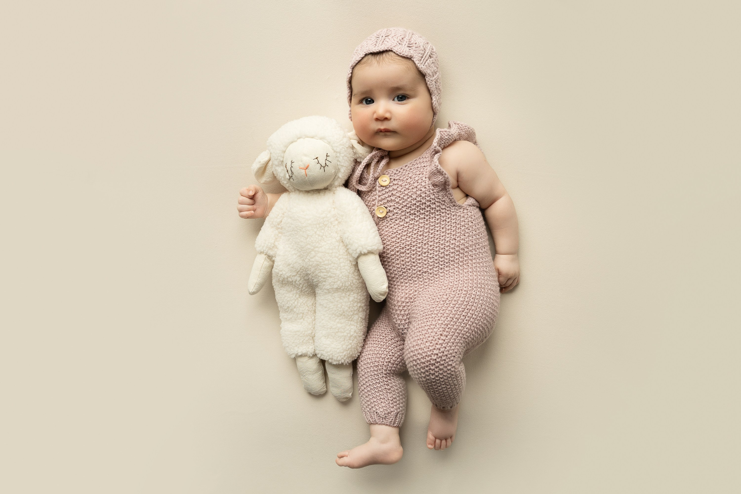 До 2 месяцев. Ньюборн фотограф, фотограф новорожденных г. Нальчик Залина Афаунова