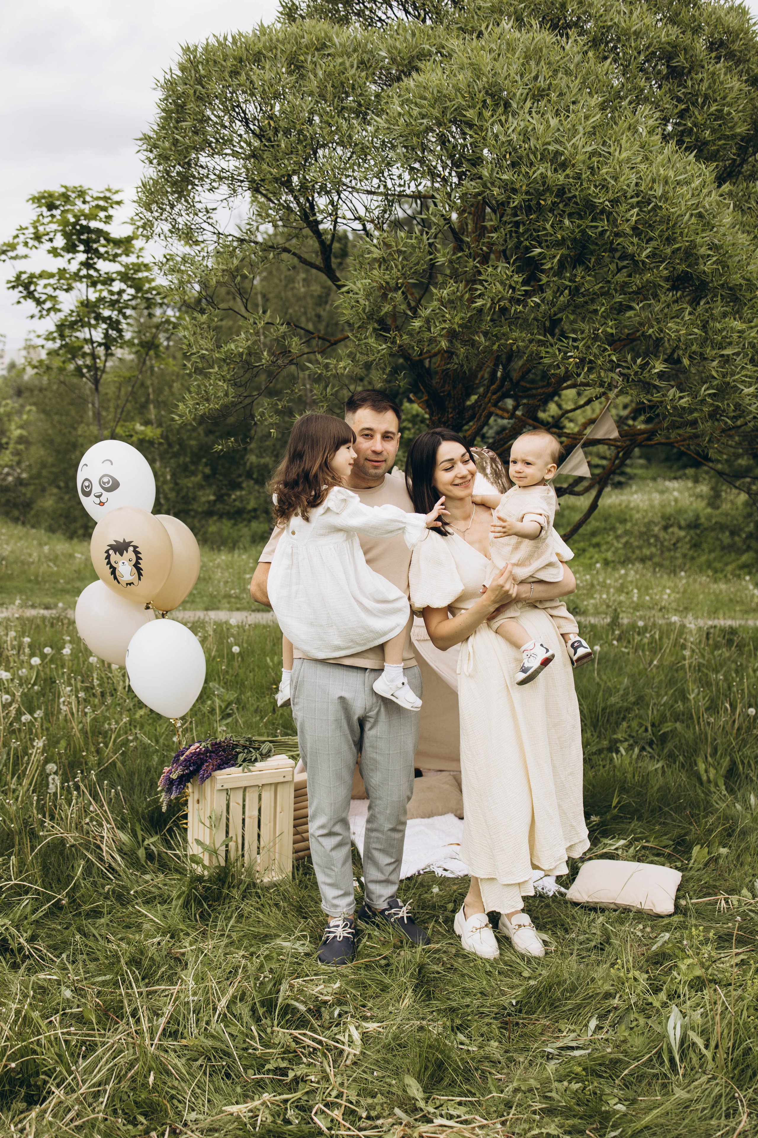 Маша, Женя, Ариана и Мирон. Семейный фотограф в Москве Виктория Ястребинская