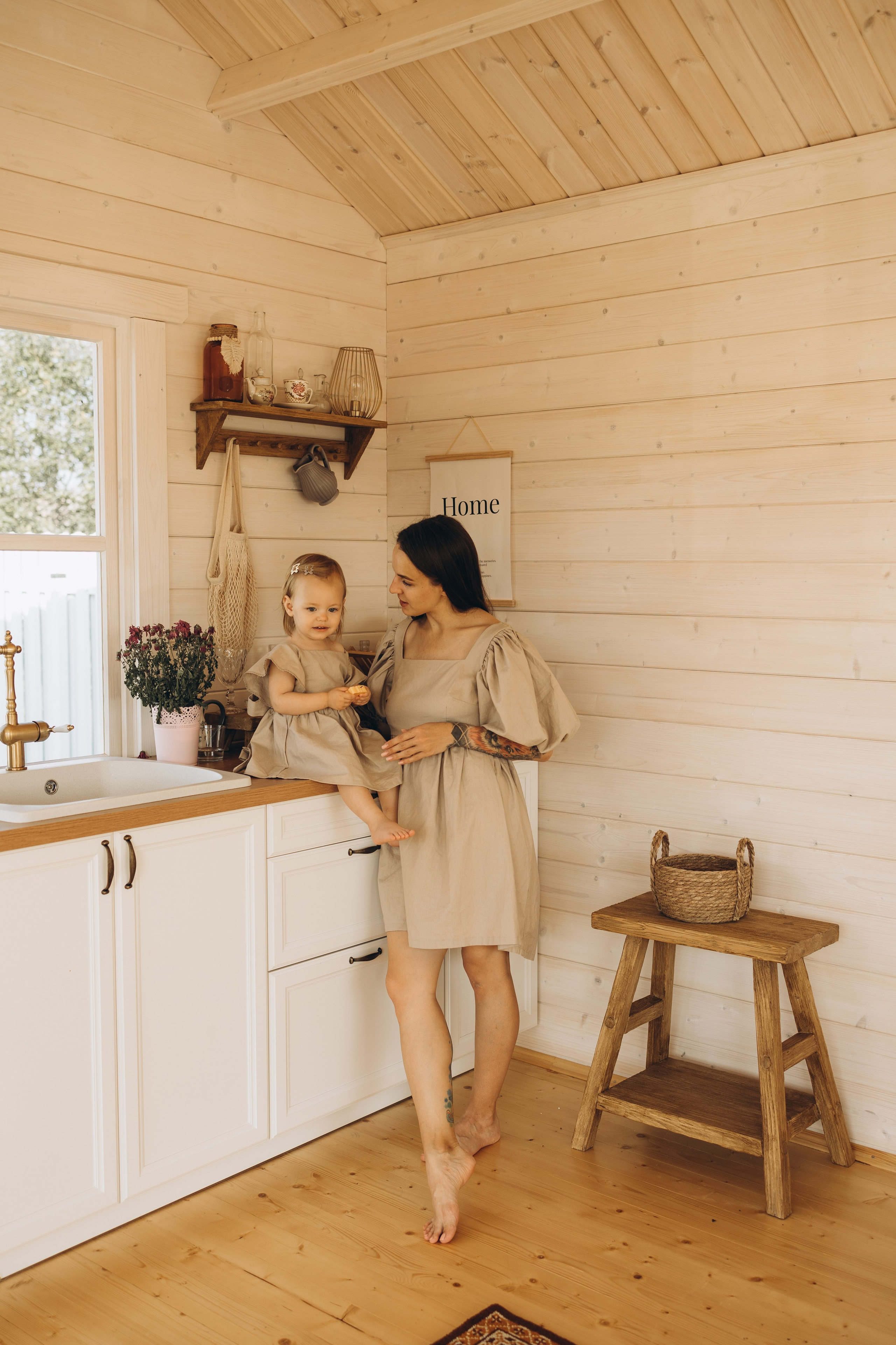 Оля и Мирослава Беседка. Семейный фотограф в Москве Виктория Ястребинская