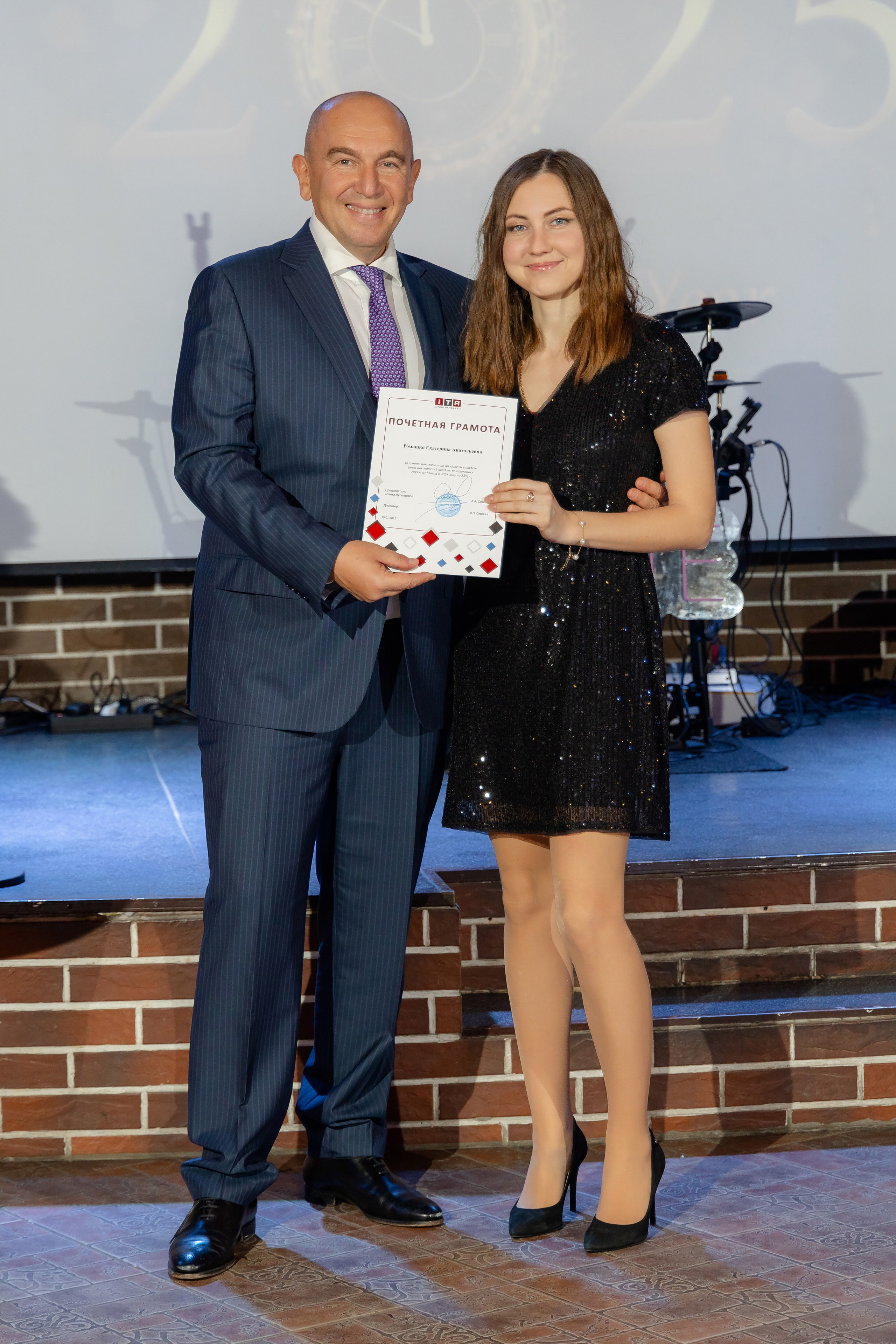 Корпоративная новогодняя съемка для логистической компании ИТА. Свадебный фотограф в Минске/Беларуси Сергей Спиридонов