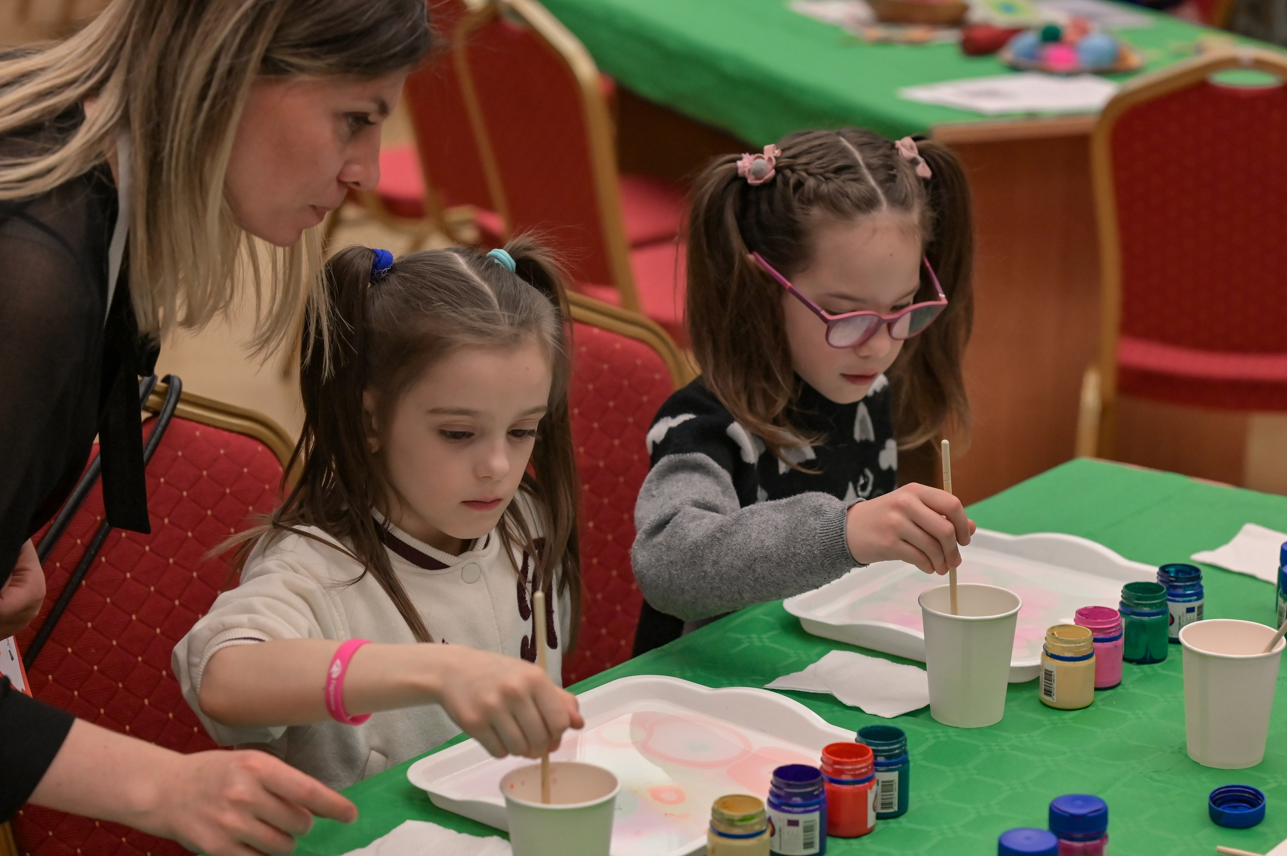 «Люди как люди» Царицыно 2024 г. Семейный и репортажный фотограф в Москве Анастасия Трубкина