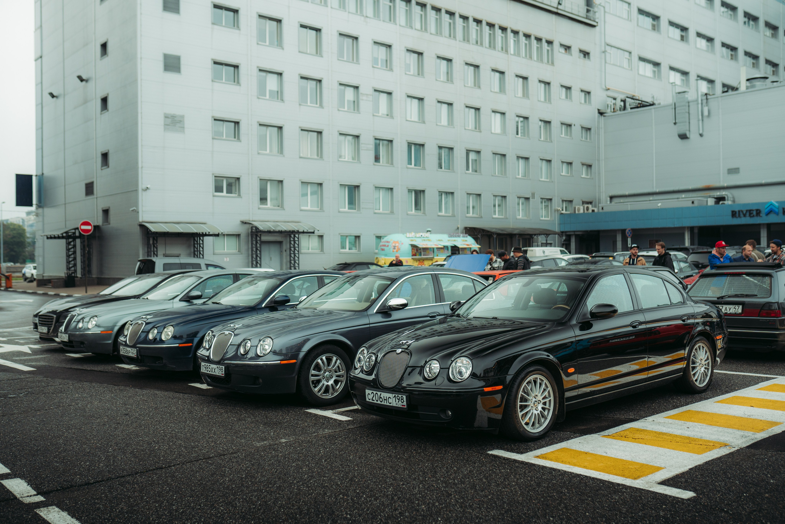 Cars and Coffee 30/08/25. Автомобильный фотограф Антон Цырулев