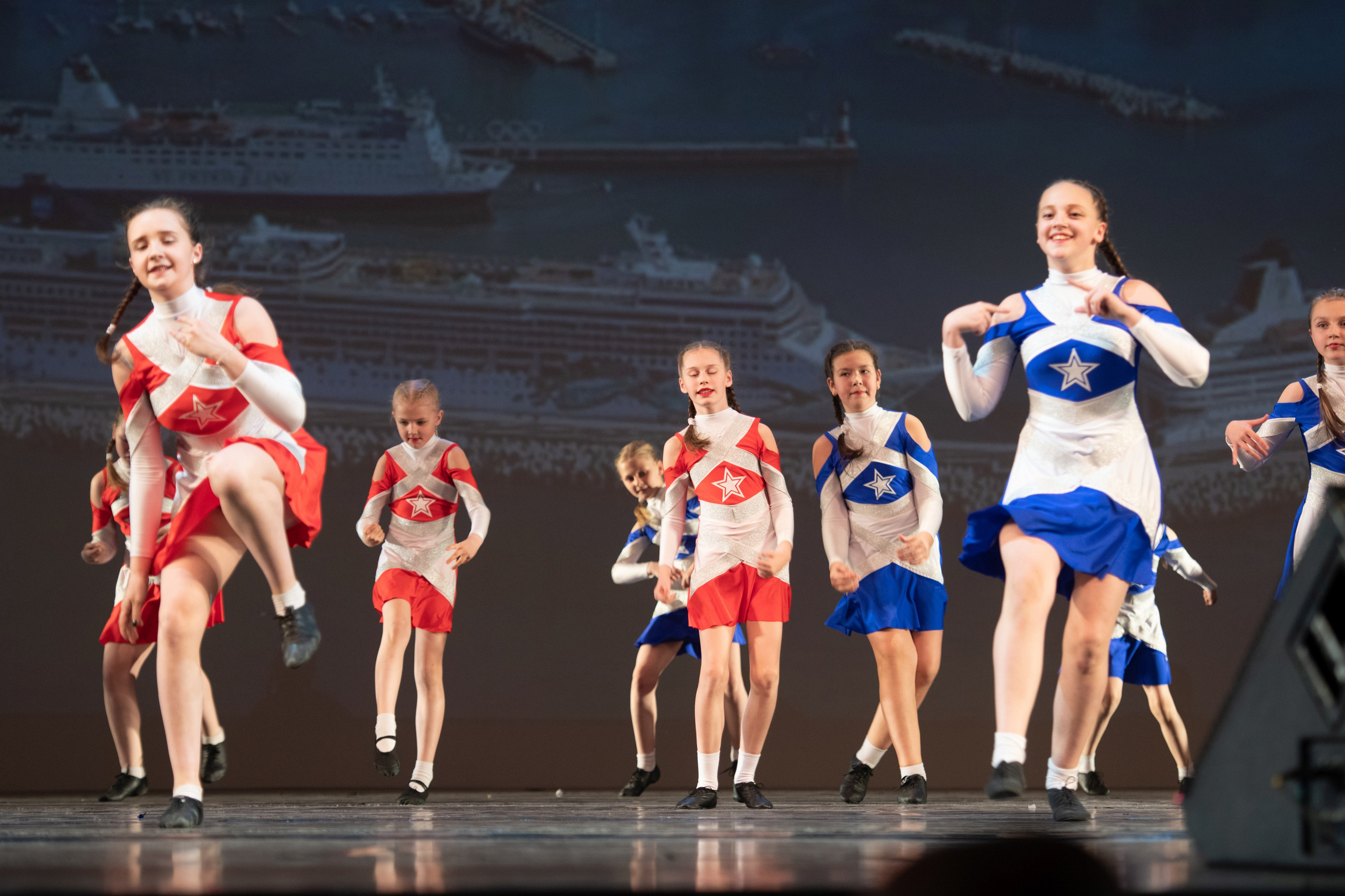 15 сентября, концерт БКЗ. Золотое яблочко