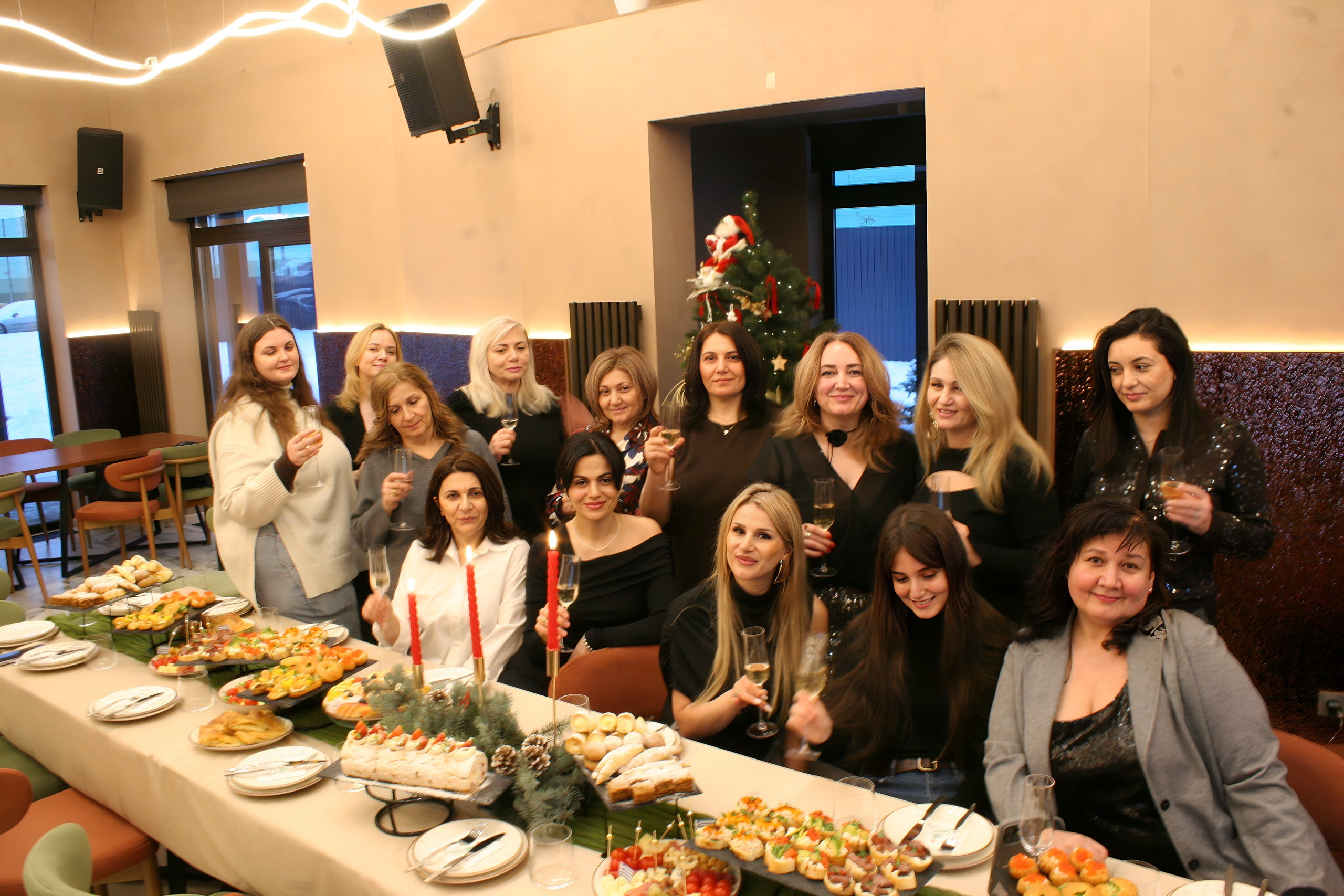 Антистресс Девишник в Агора. Креативный фотограф