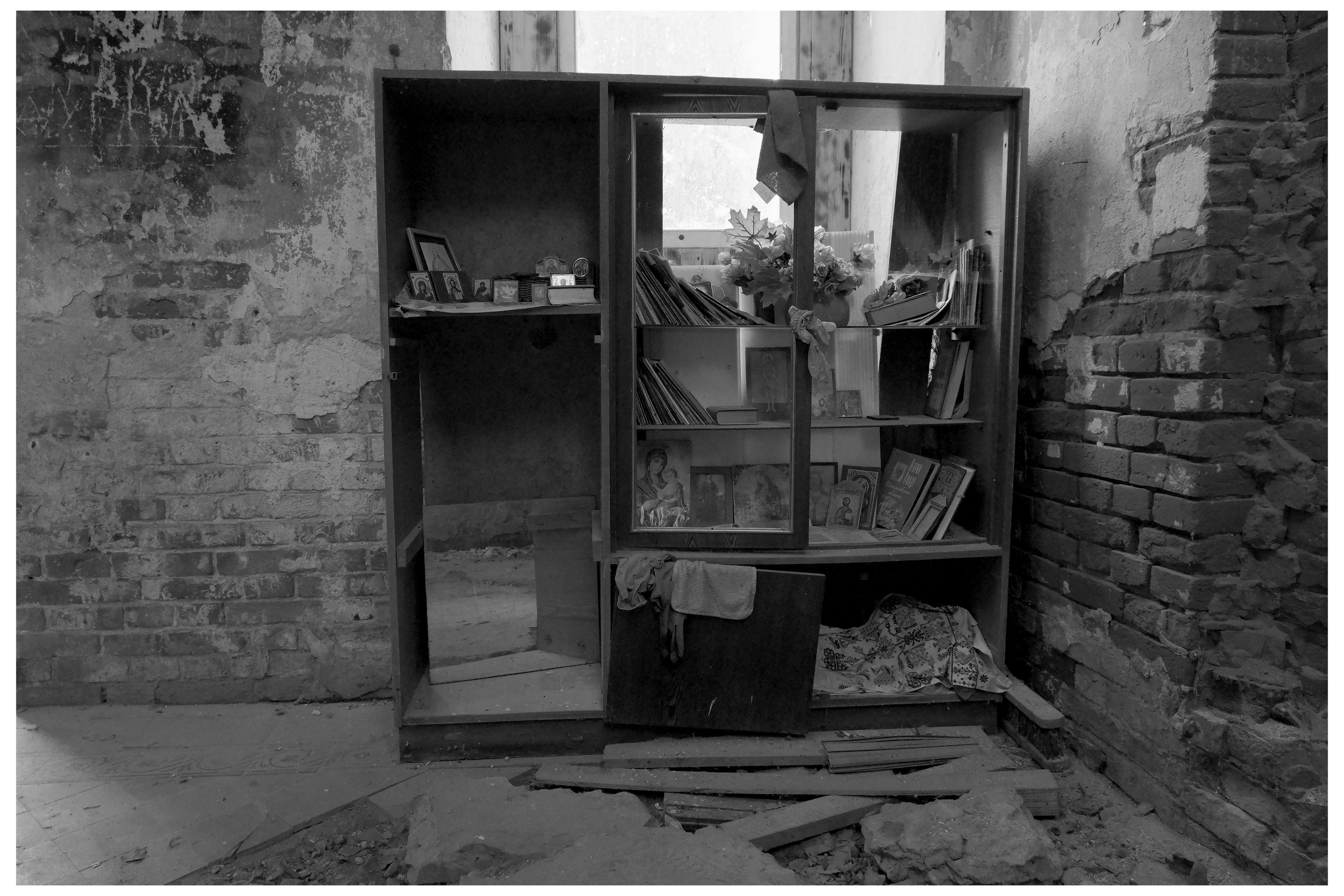 KALUGA. ANNA — PHOTOGRAPHER