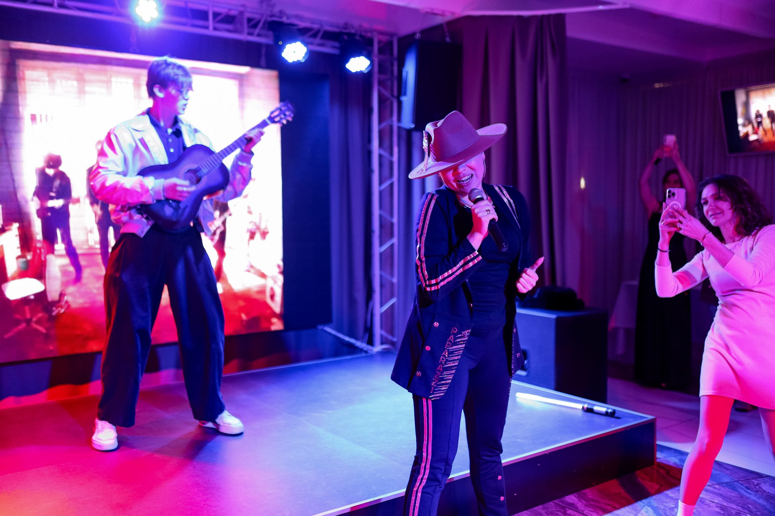 Роскошный вечер Наталии Карамянц