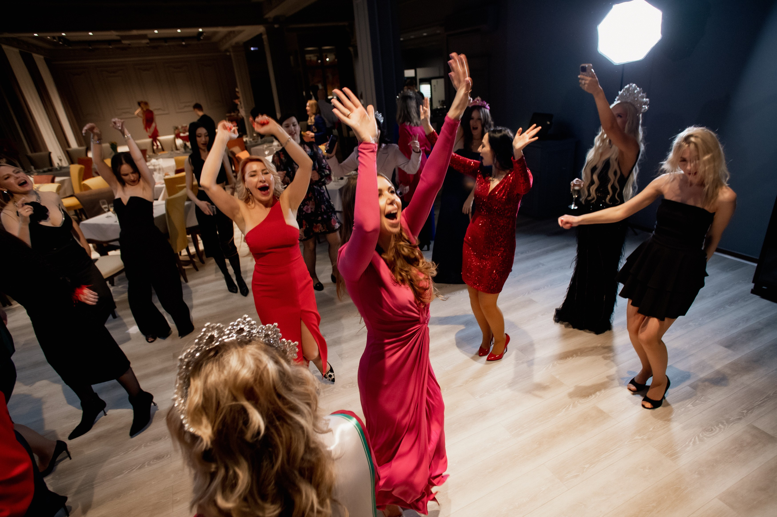 КОРОЛЕВА ДАЛЬНЕГО ВОСТОКА 2024 [ОТКРЫТИЕ КОНКУРСА]. СВОИ. ФОТООТЧЕТЫ-СОБЫТИЯ-МЕСТА