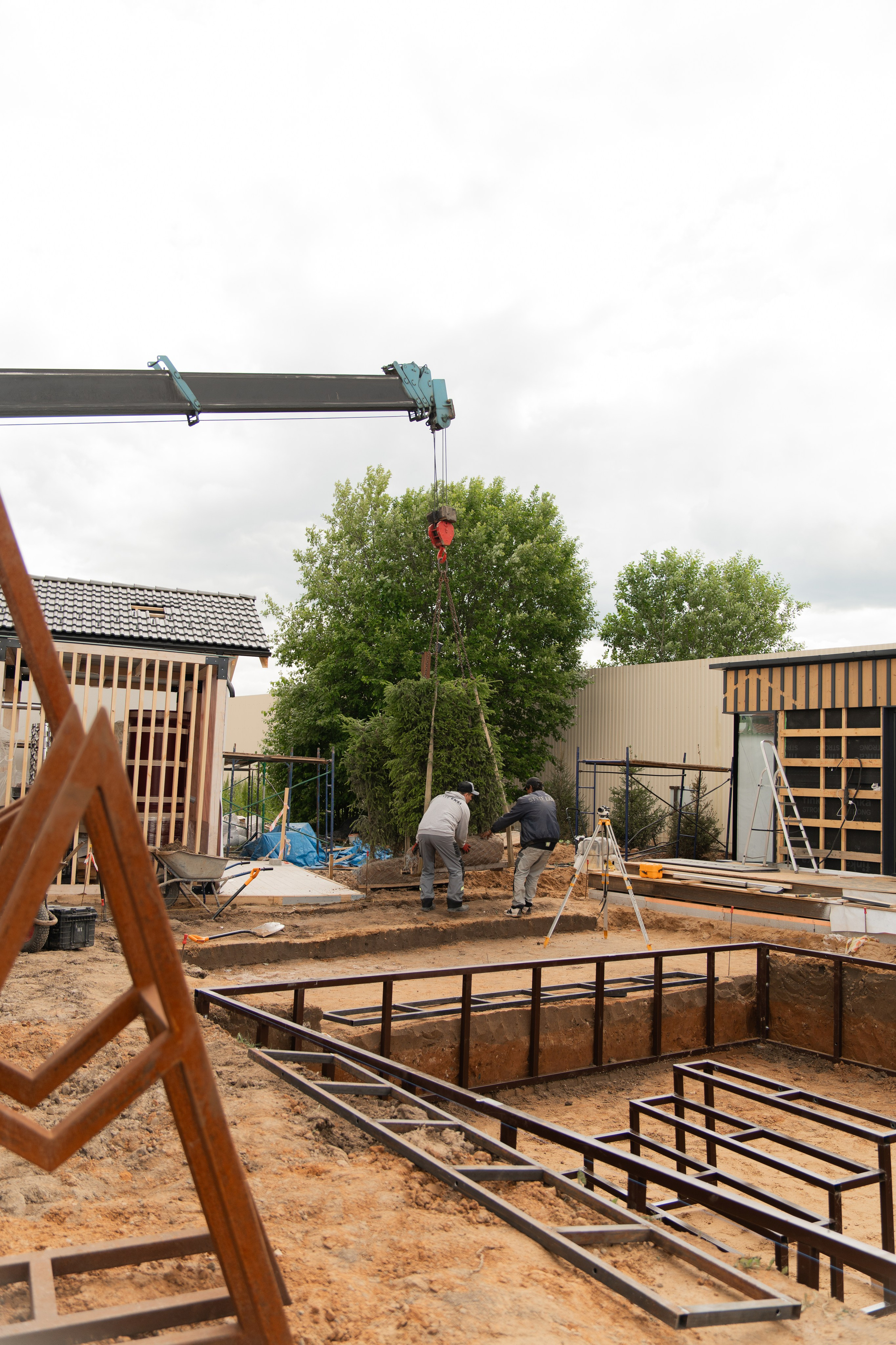 Этап ландшафтных работ. Автомобильный фотограф Светлана Усова