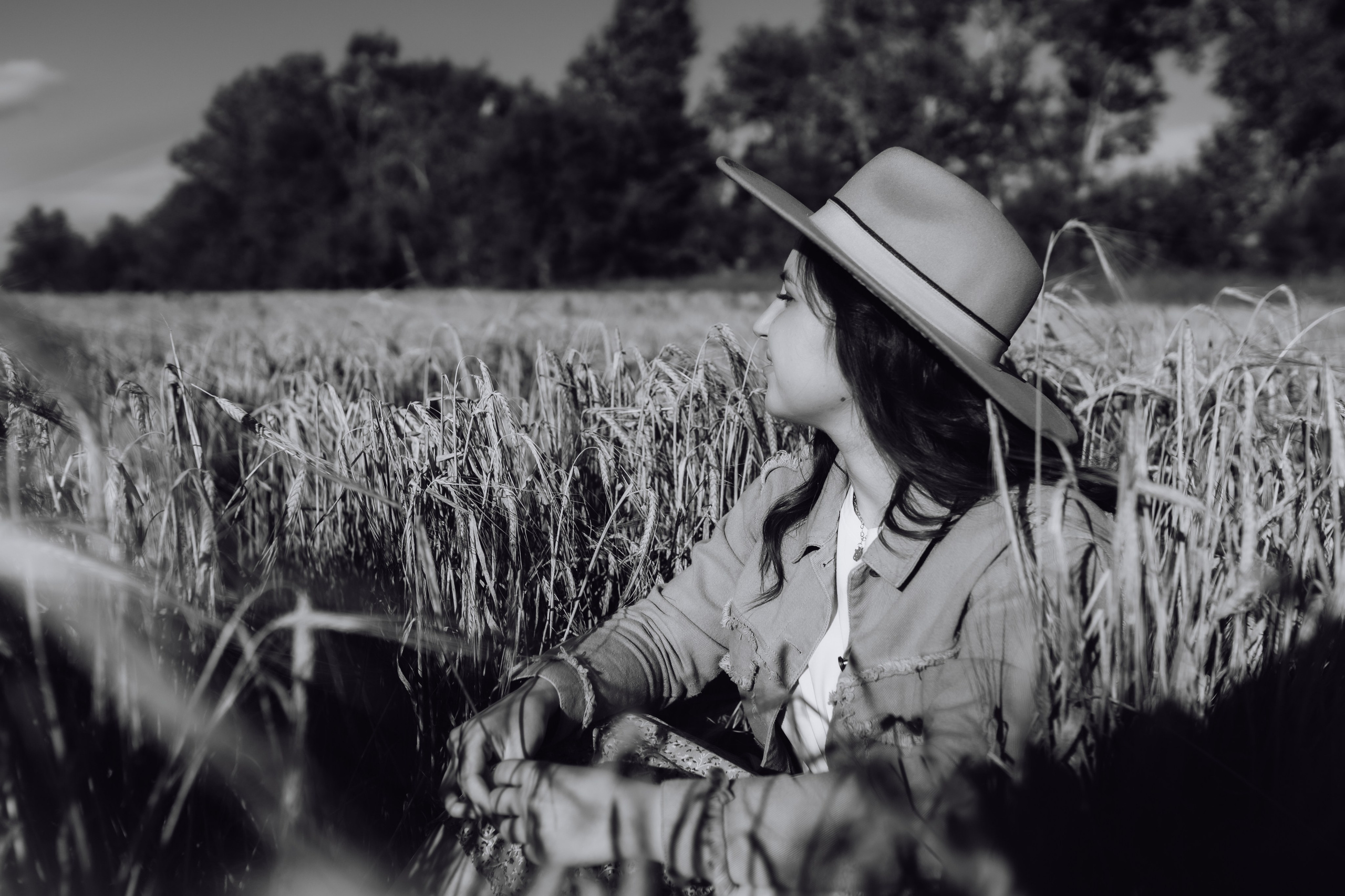 Фотосессия в поле. Фотограф Анна Шибанова Ангарск-Иркутск