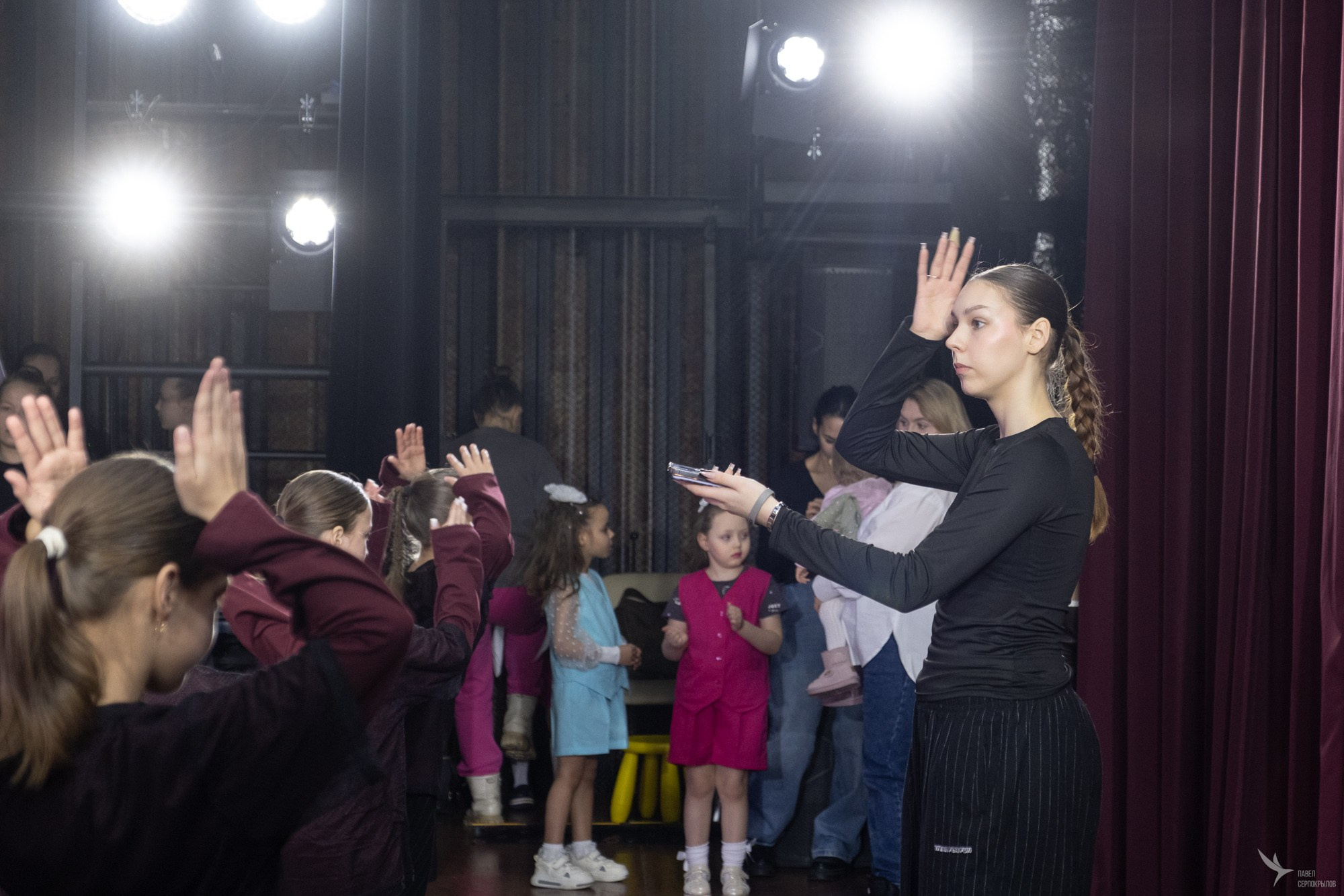 Концерт для мам. Репортажный фотограф в Казани Павел Серпокрылов