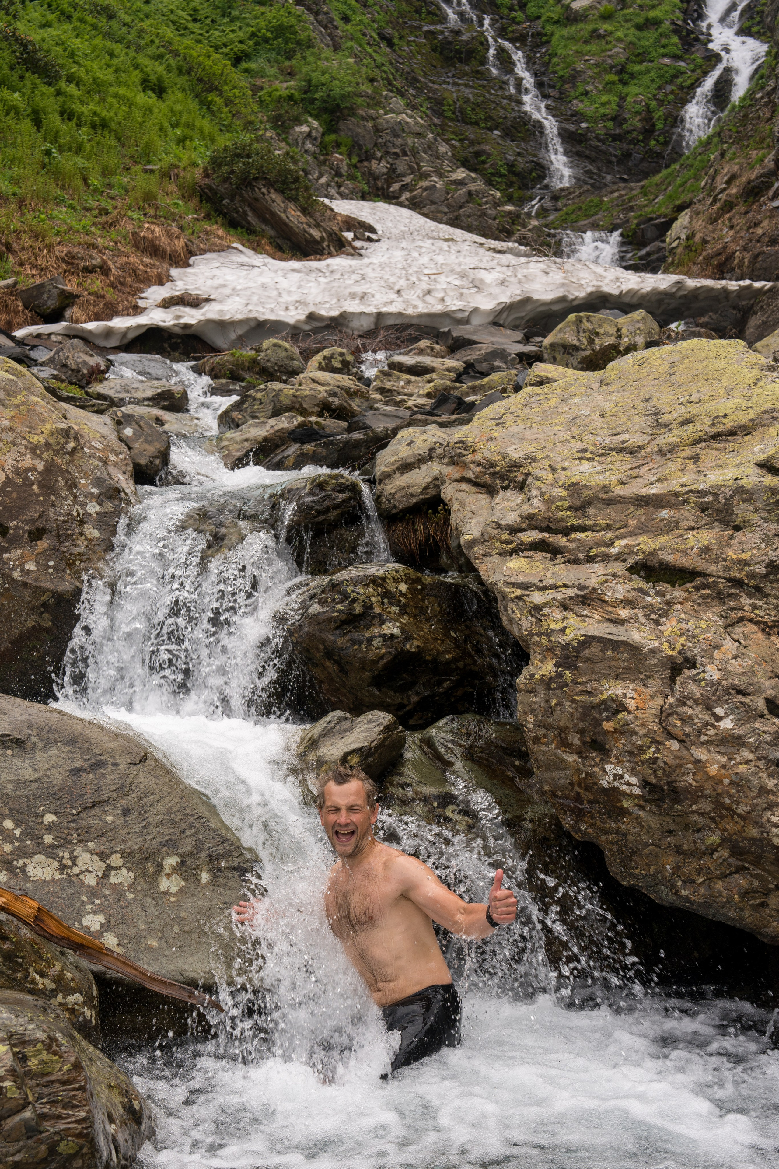 MICE мероприятие для компании «Доставка морем»: хайкинг к Ачипсинским водопадам. Репортажный фотограф в Красной Поляне и Сочи Павлюченко Екатерина