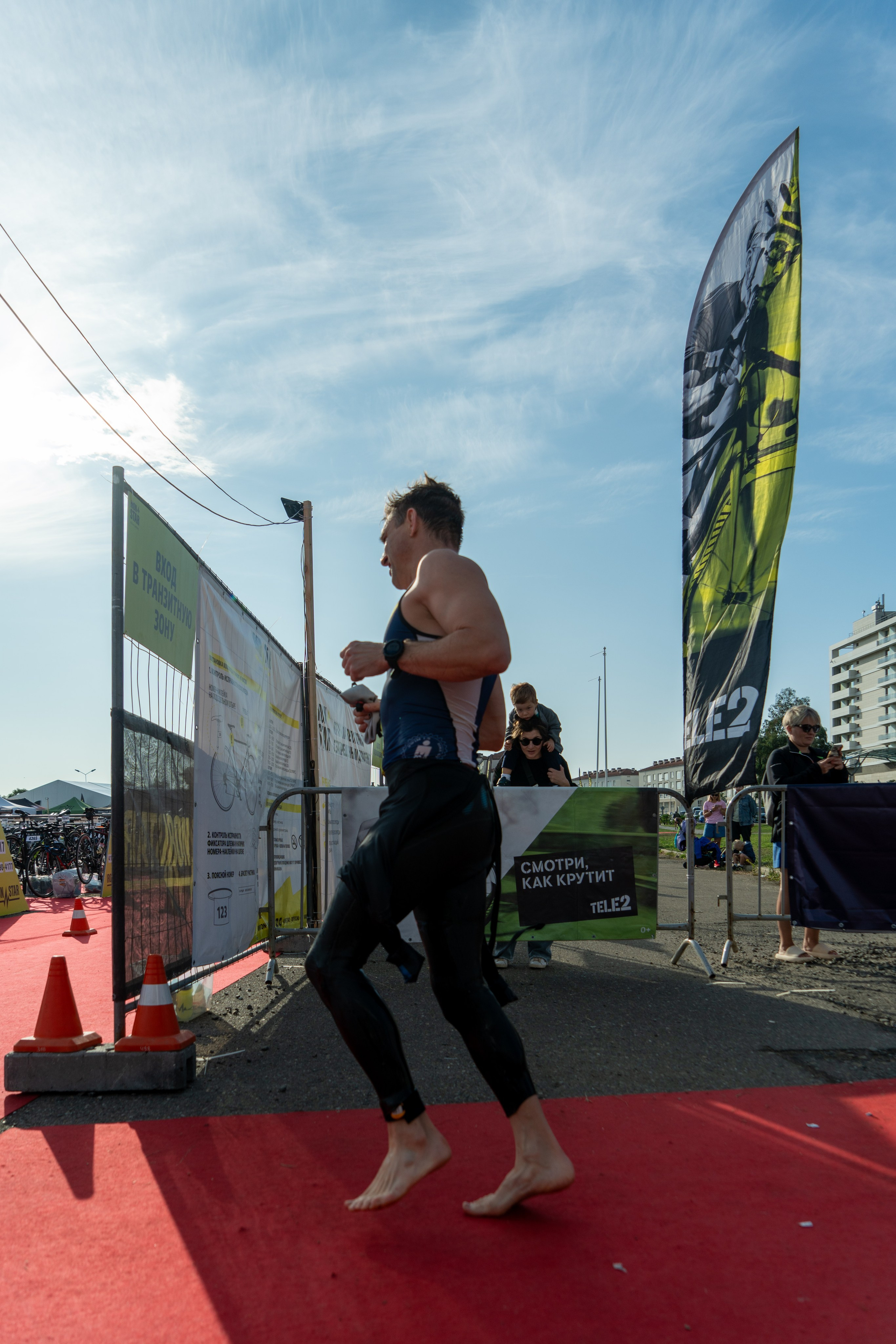 Фотоотчет партнерской интеграции для компании TELE2 на фестивале Ironstar. Репортажный фотограф в Красной Поляне и Сочи Павлюченко Екатерина