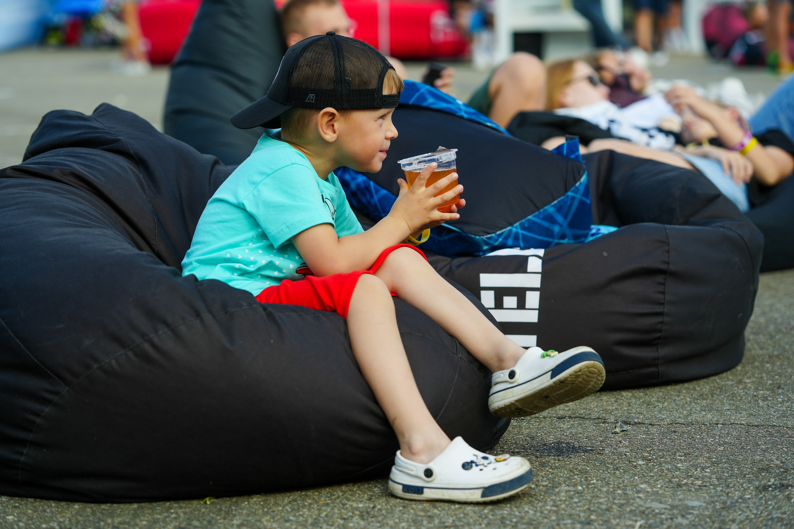 Фотоотчет партнерской интеграции для компании TELE2 на фестивале Ironstar. Репортажный фотограф в Красной Поляне и Сочи Павлюченко Екатерина