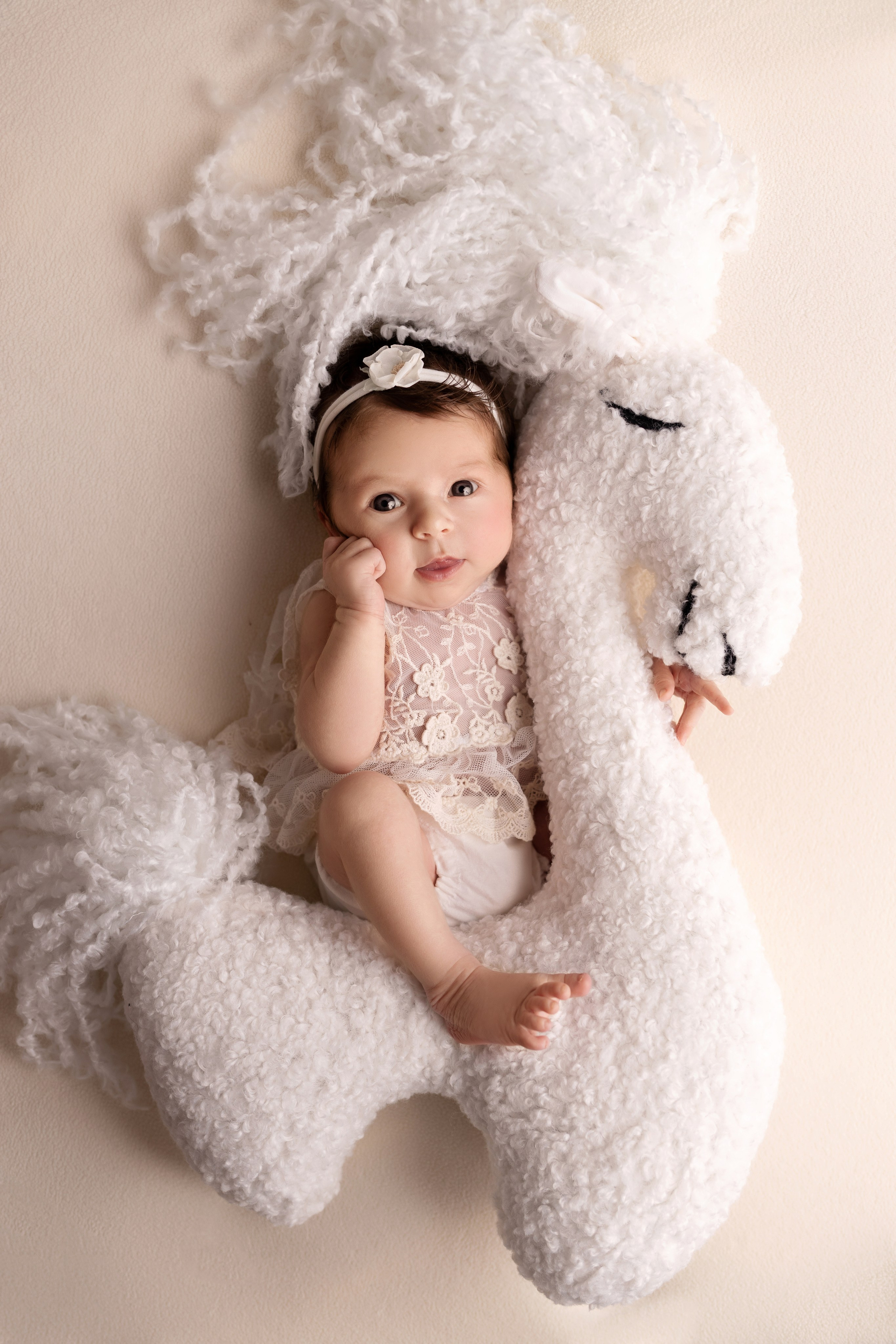 Классическая фотосессия малыша. Фотограф новорожденных малышей в Омске и Омской области Эльвира Камаева
