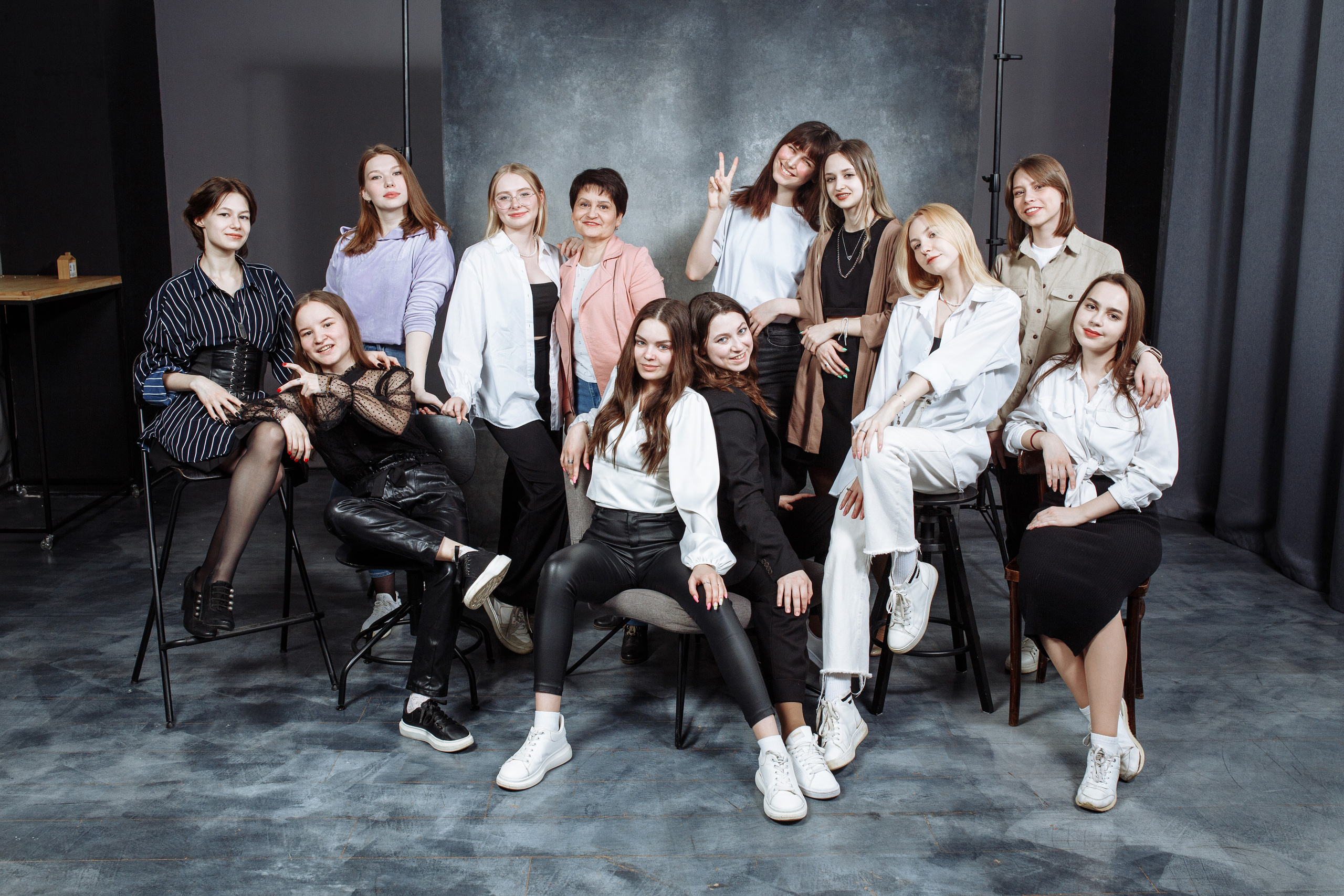 Выпускные альбомы и Школьная фотография. Фотограф в Ижевске Роман Кресс