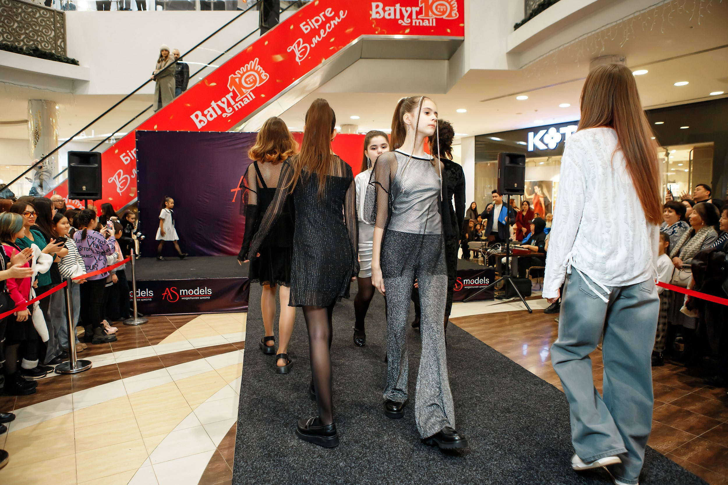 Fashion Show модельной школы AS Models. Кипятком Павлодар