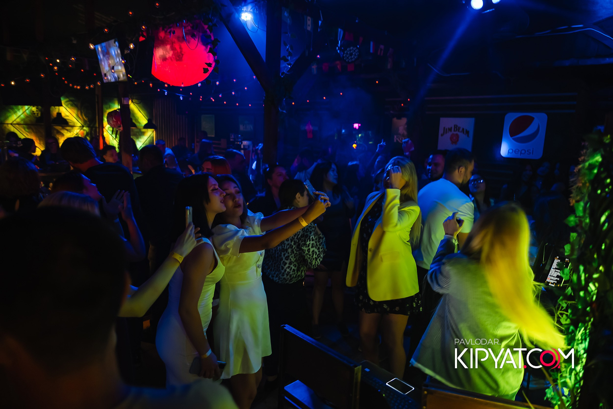 Garage. Кипятком Павлодар