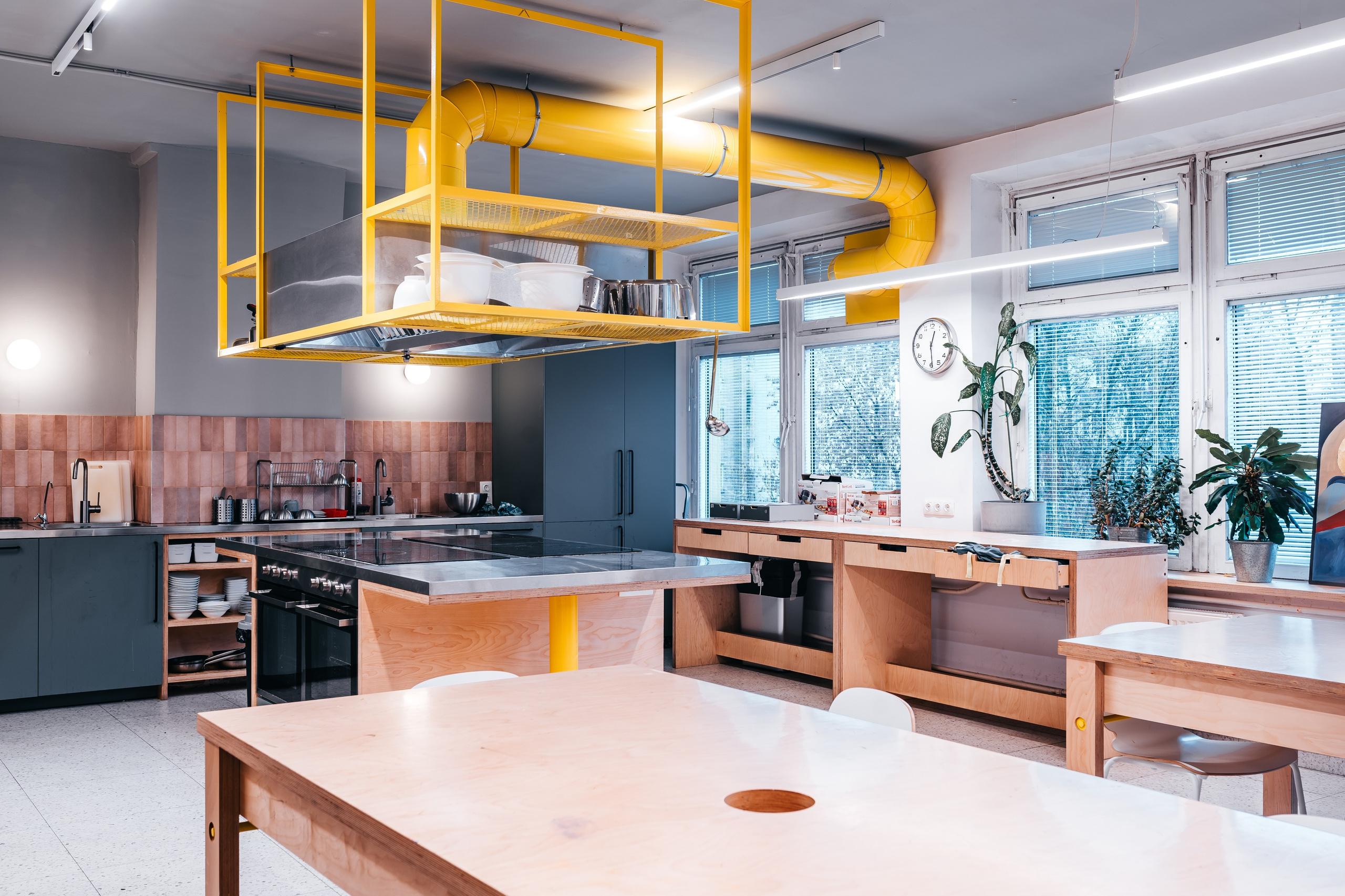 Европейская гимназия. @tomrus: Рустам Шагиморданов — фотограф