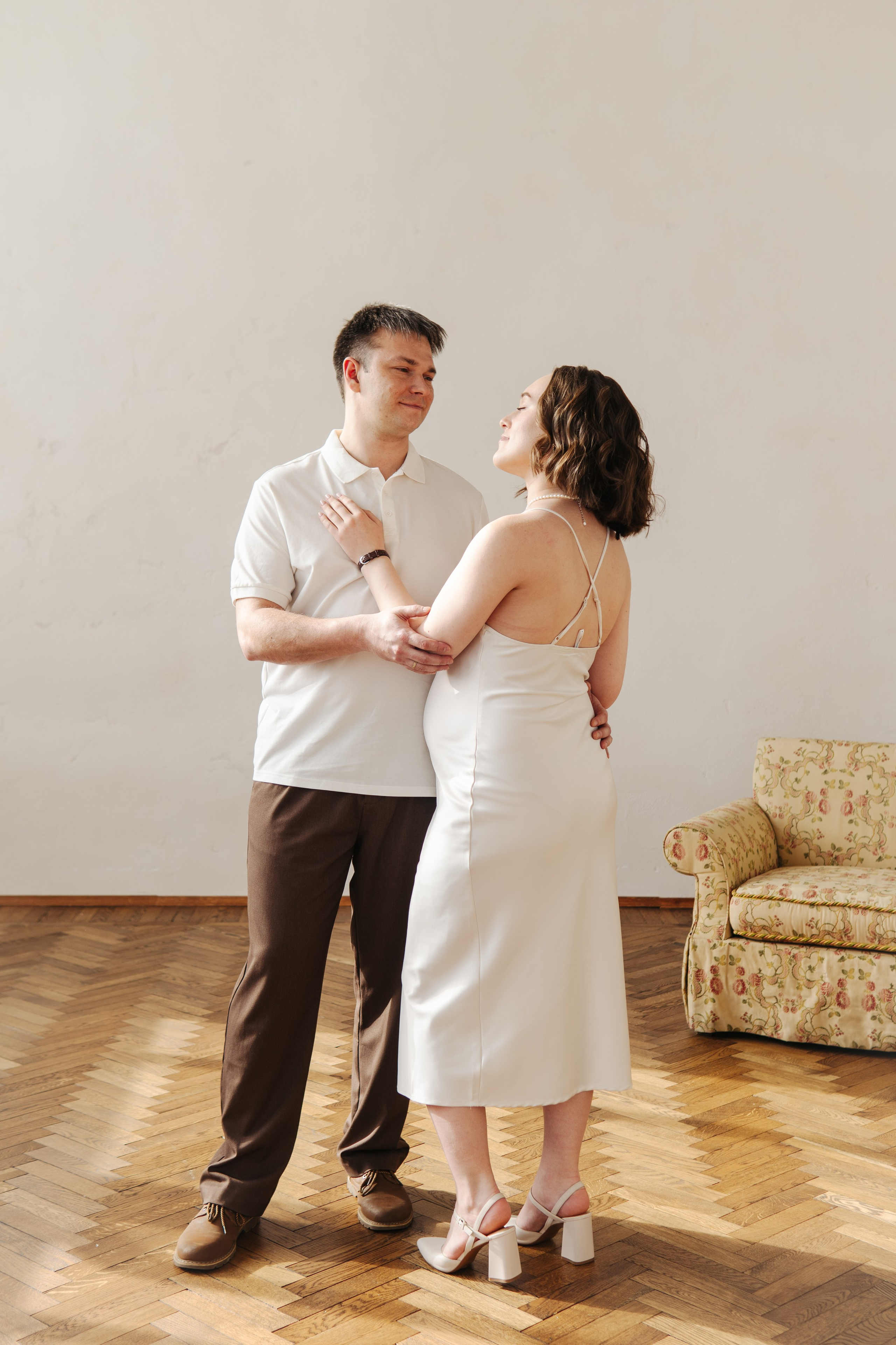 Artem & Katherine. Я — Алёна и я фотографирую красиво (е)