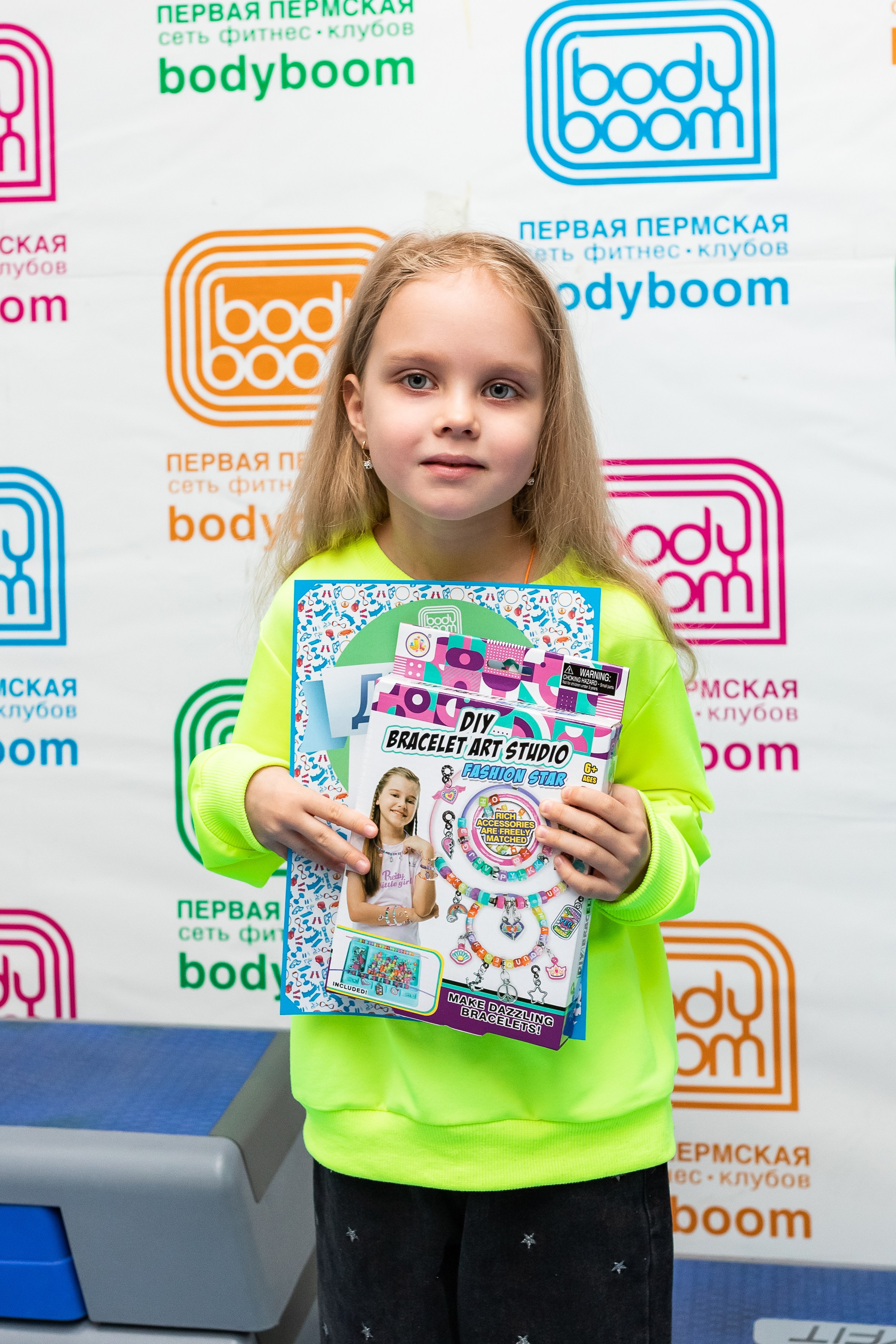 Репортажная съёмка. Дельфиньи игры. Бодибум Пермь. Фотограф Пермь. Свадьбы. Семья и дети, школа, д. сад. Фотокниги