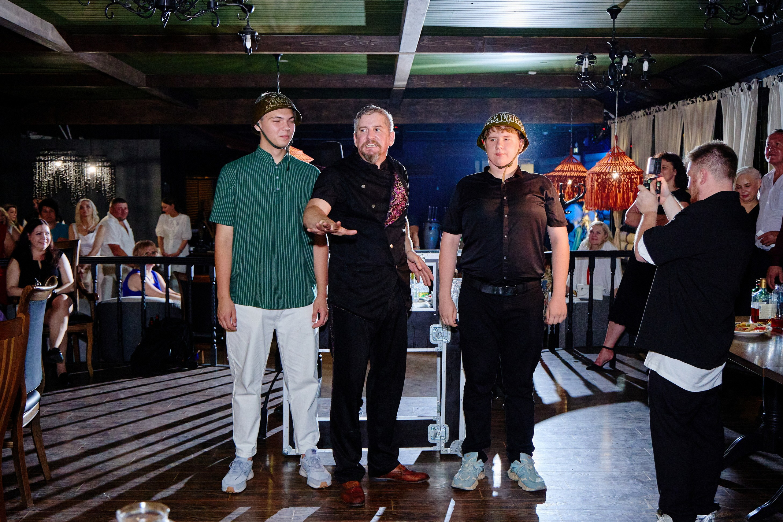 Выпускной 35 Сош. Фотограф Выпускные альбомы Таганрог Сергей Коробченко