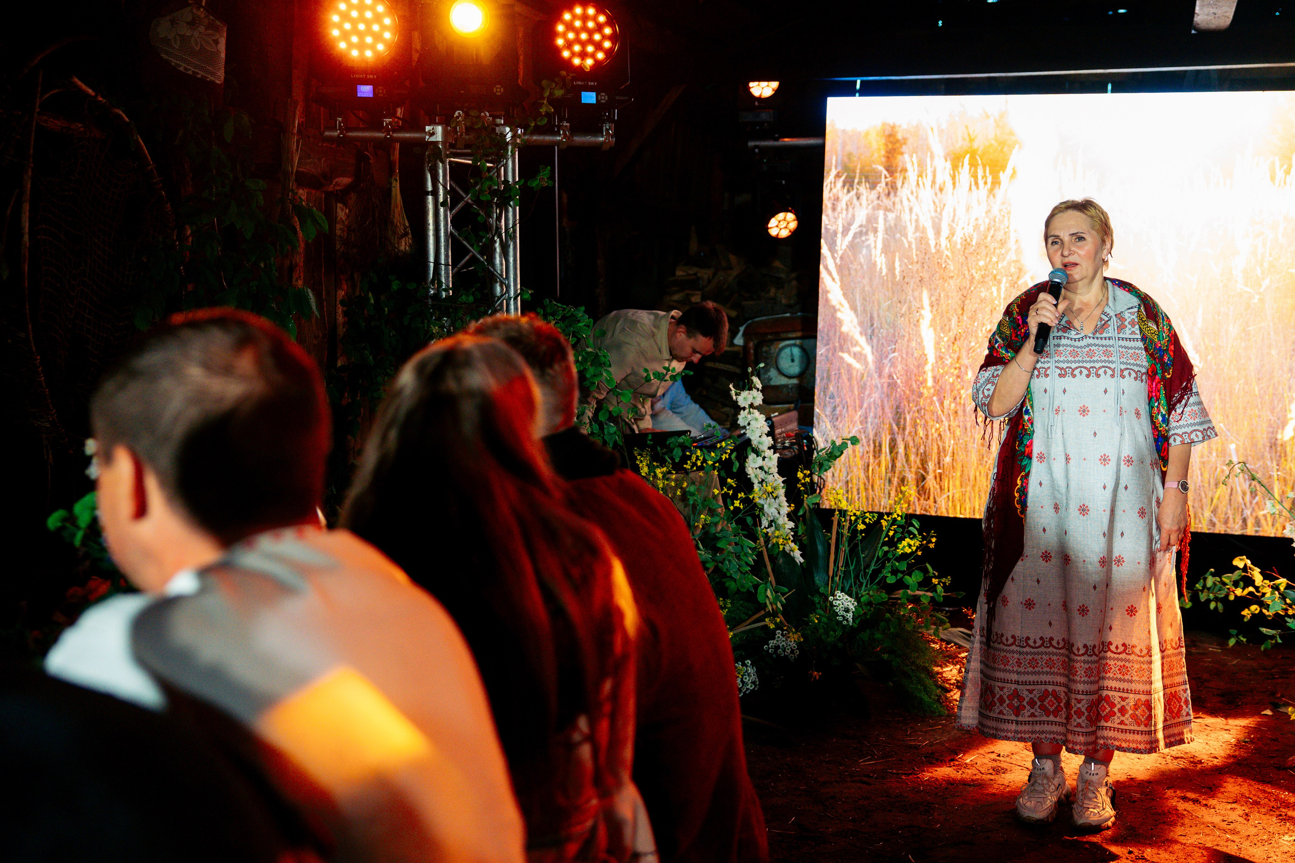 ХОЛОП -тематический праздник. Свадебный фотограф Минск РБ