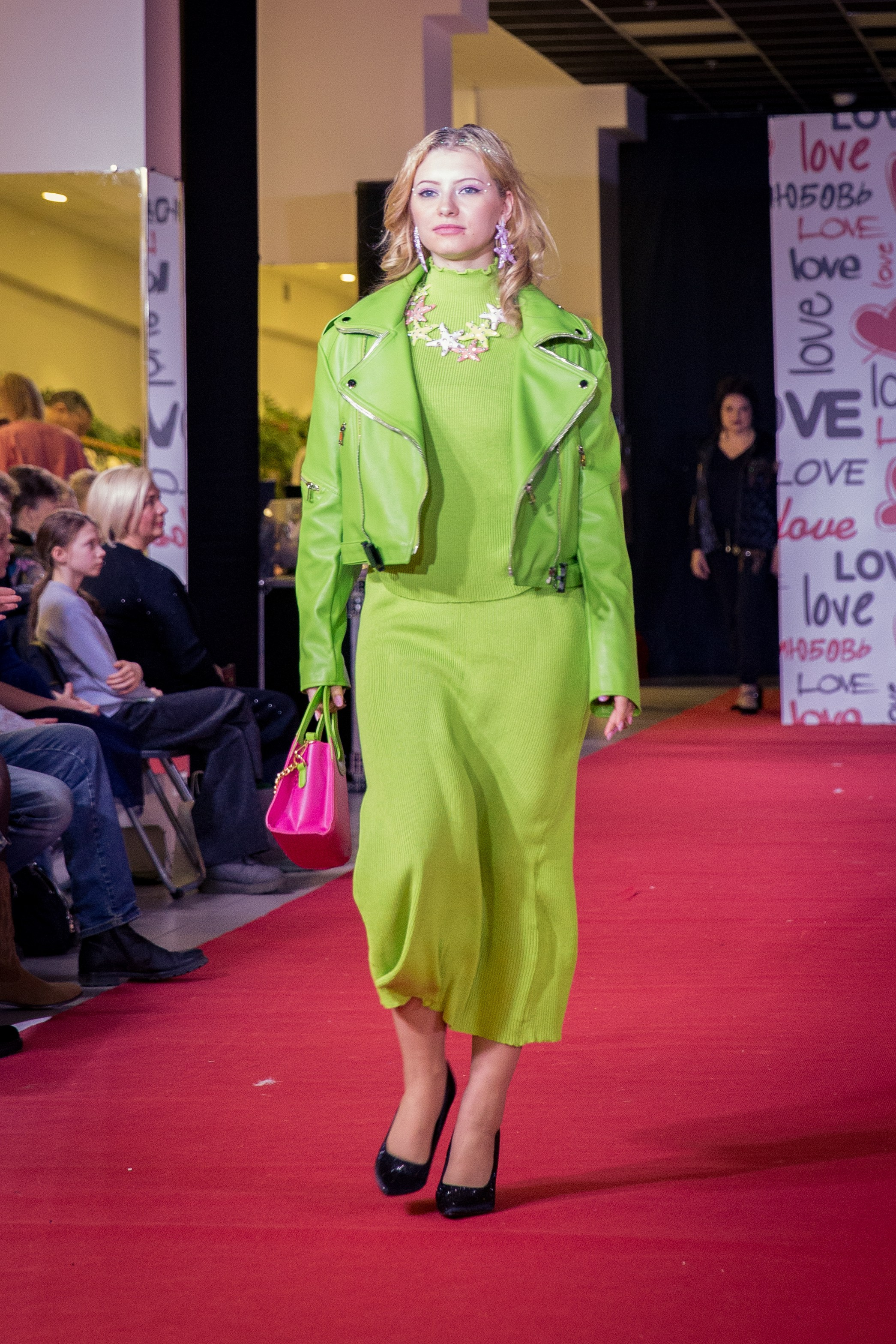 Дефиле. Художественный и репортажный фотограф в Санкт-Петербурге Виктория Никитина