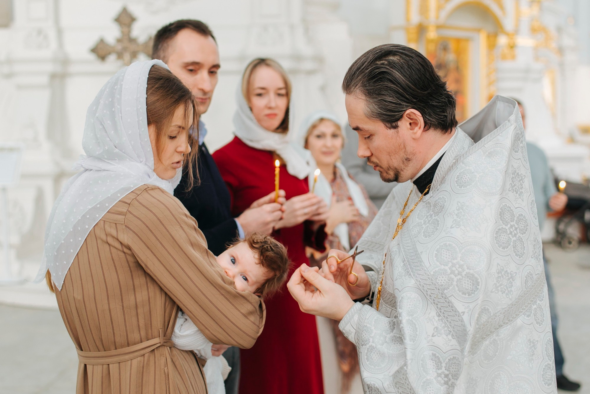 Индивидуальное крещение в Смольном Соборе, где провести крещение СПб, лучший храм для крещения, сколько стоит крещение, церковь где не нужны беседы, без крестных