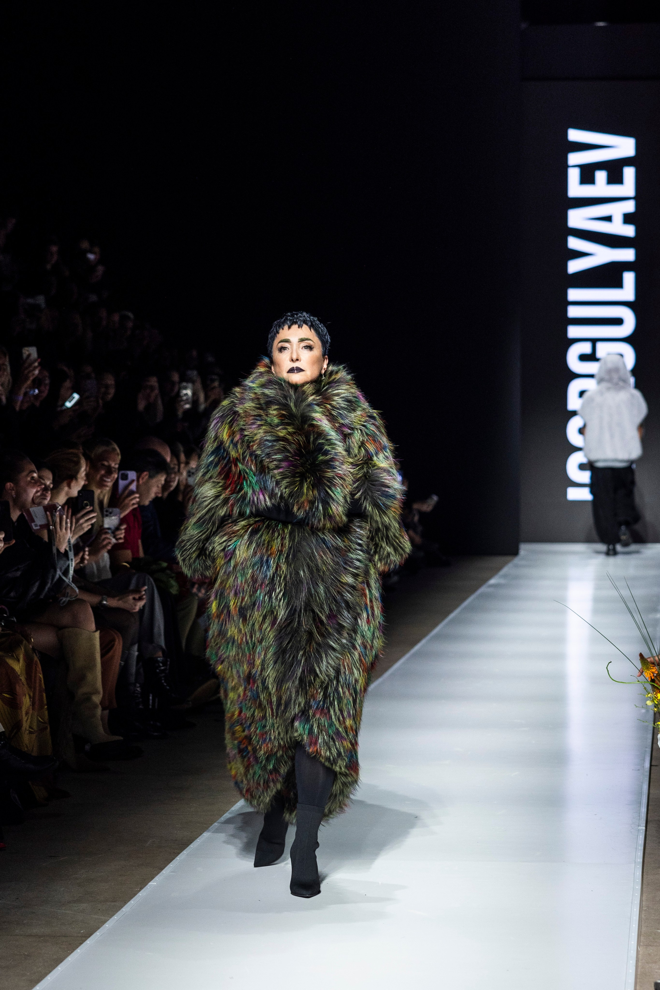 Показ Игоря Гуляева 2024. Фотограф в Москве Ира Никина