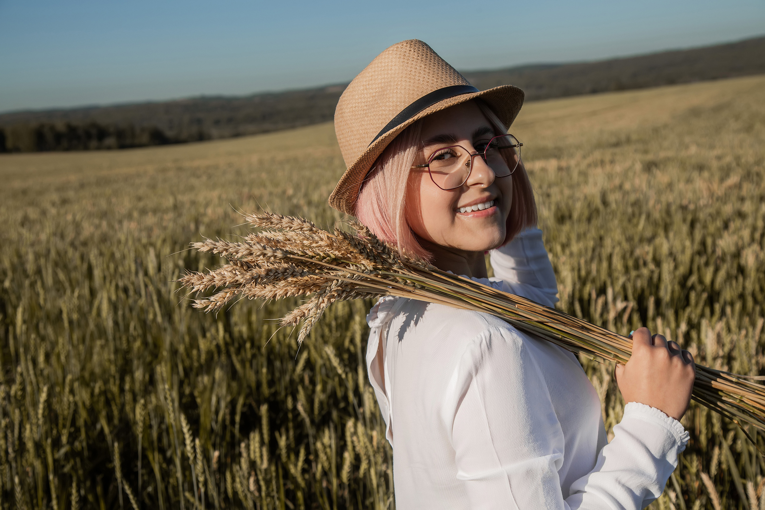 В ПОЛЕ ПШЕНИЦЫ. Фотограф в Киселёвске Татьяна Трухалева