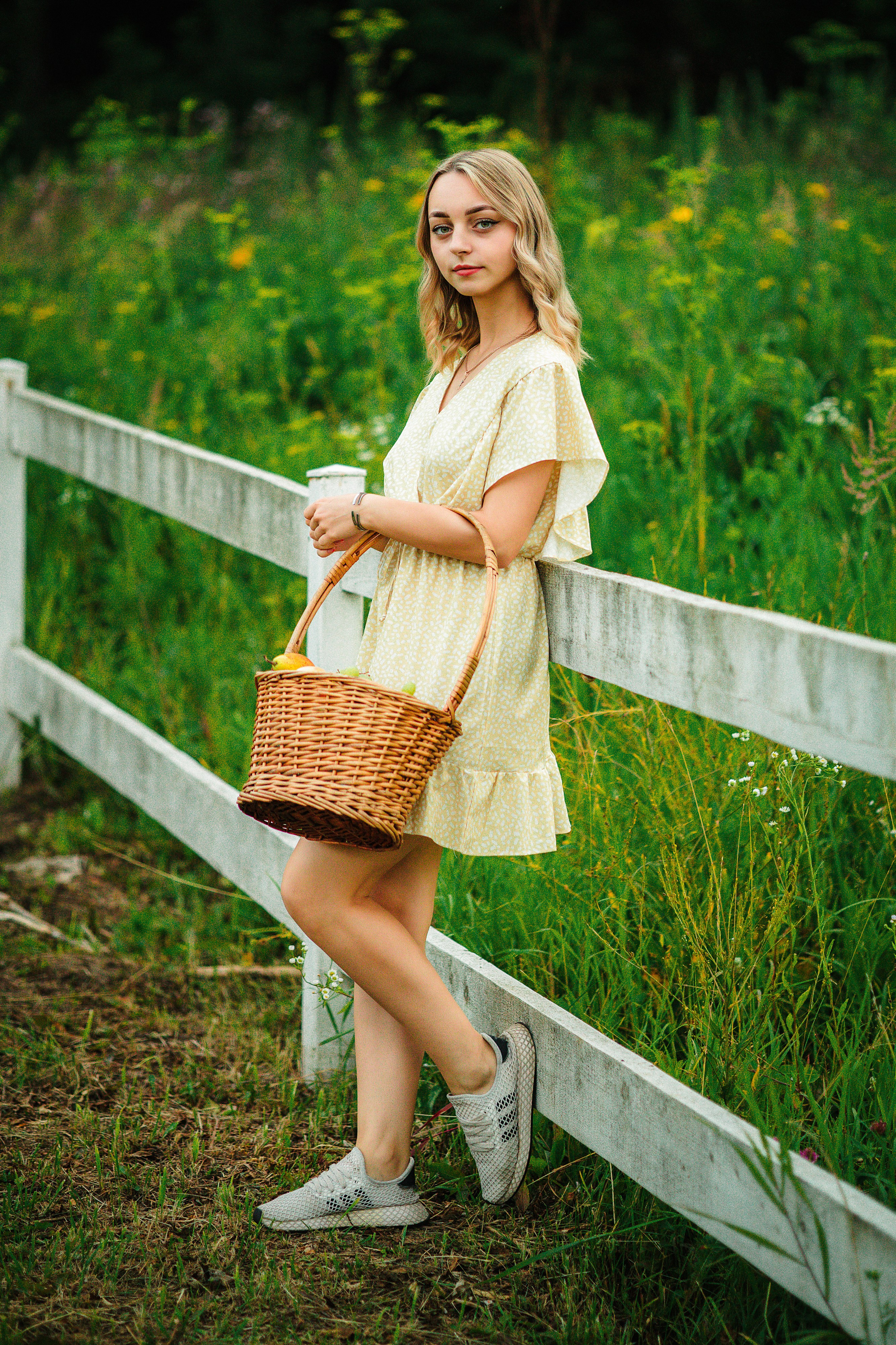 Прогулочная съемка Вари. Выпускные альбомы в Серпухове