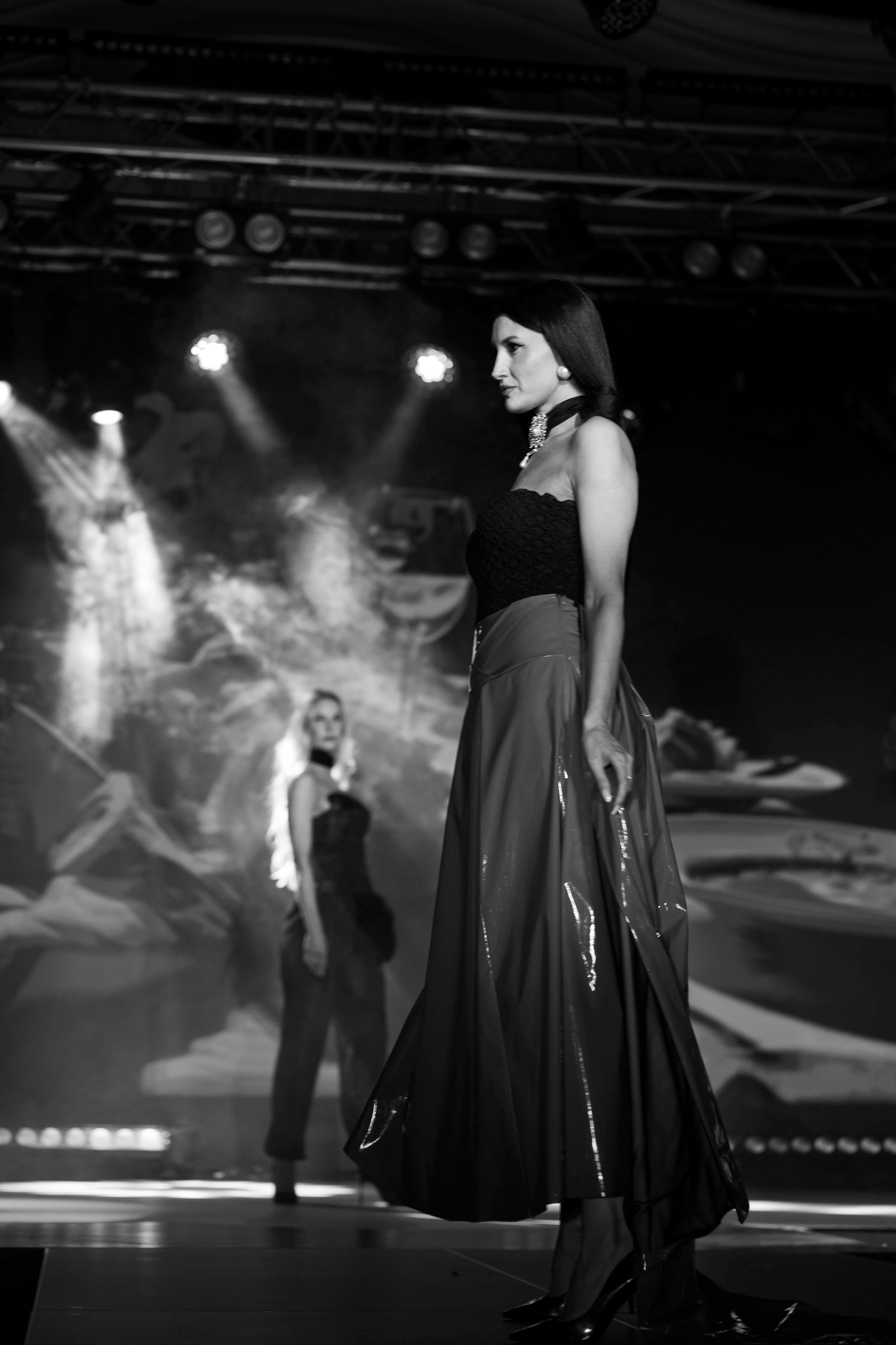 Модный показ «ИСКУШЕНИЕ» Казино Шамбала. Фотограф Olya Posnimay