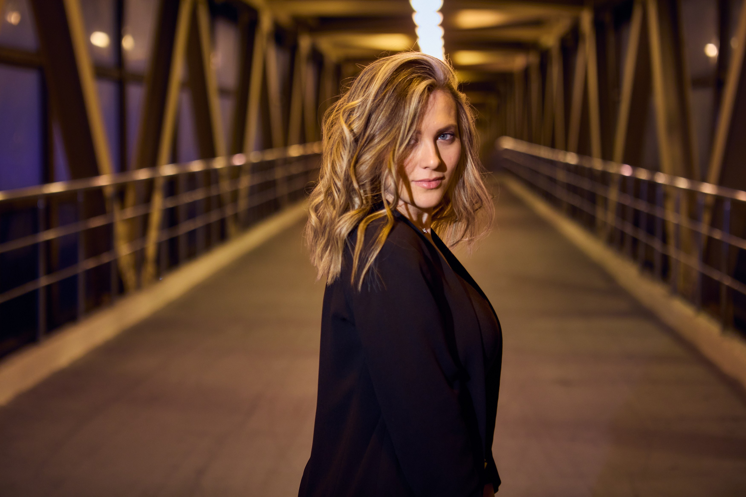 DMITRY MOISEENKO — фотограф, художник, топ-стилист