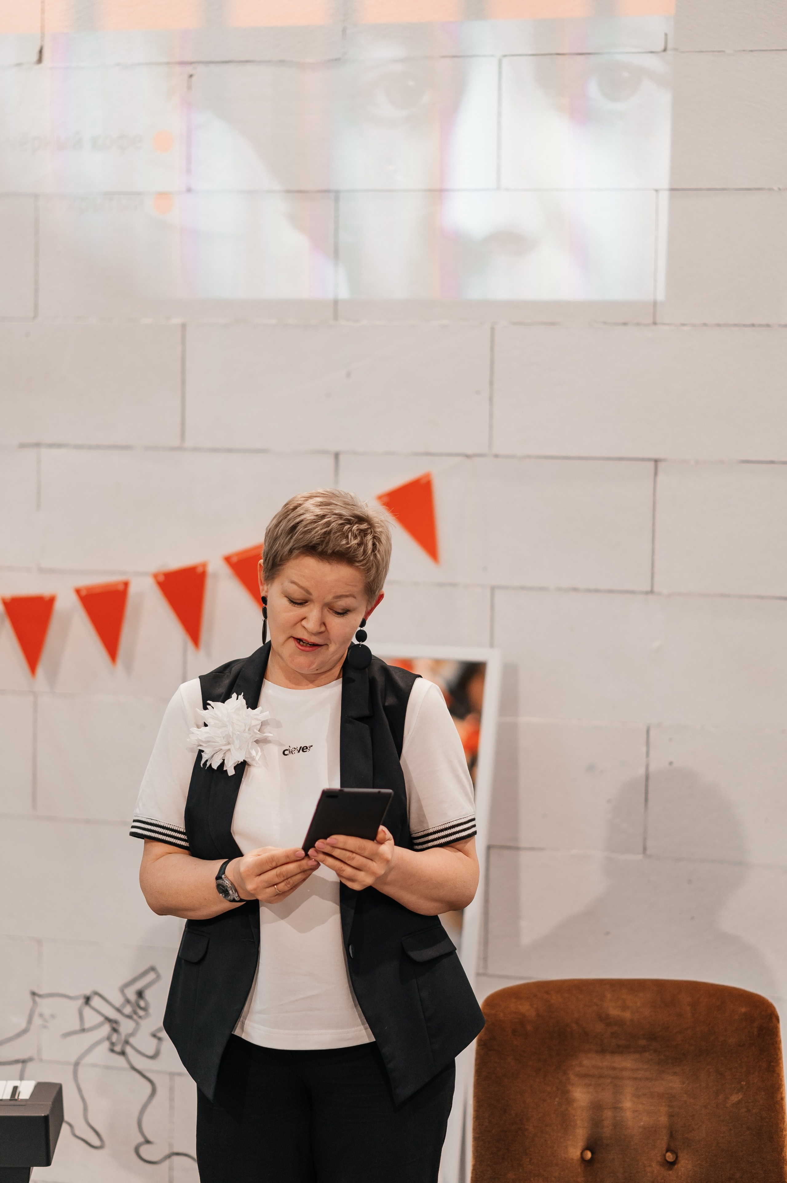 Вечер поэзии Цветаевой, клуб Читалка. Wedding and family photographer USA