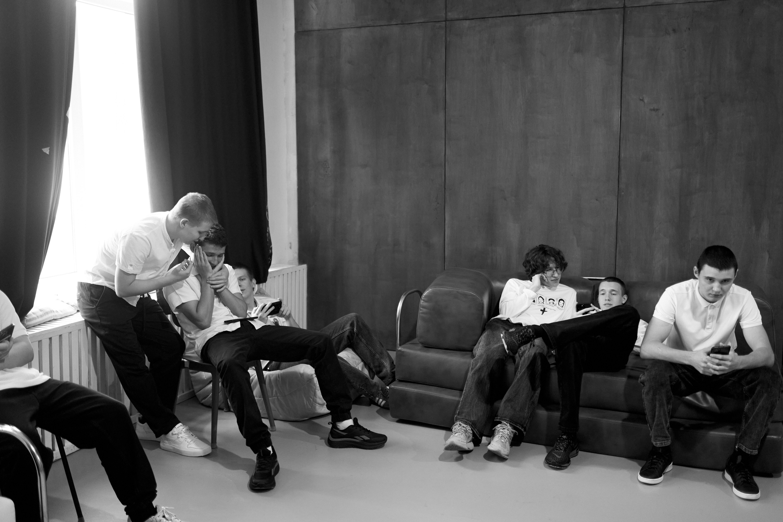 RELLS/BACKSTAGE. Современные Выпускные Альбомы в Ростове-на-Дону