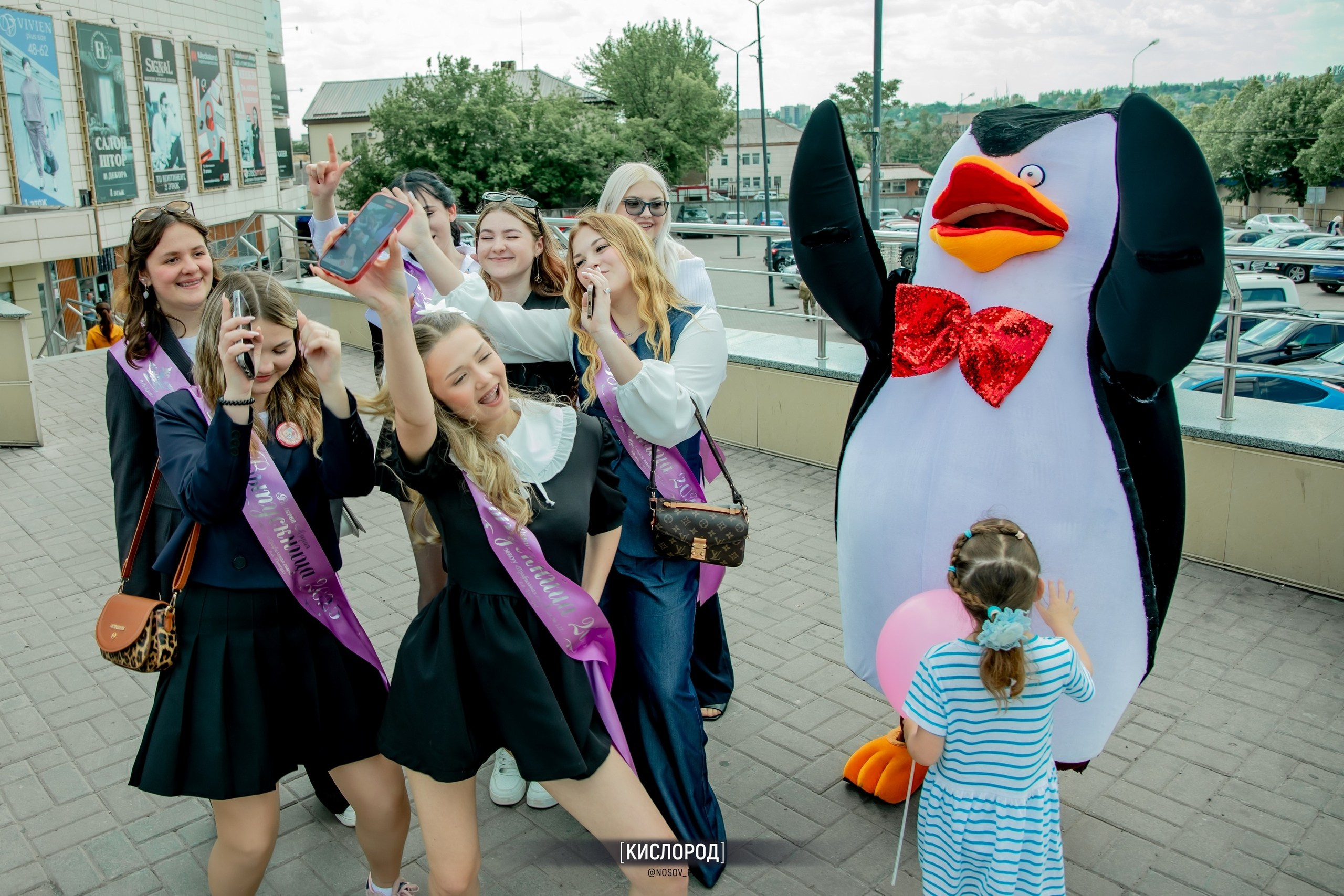 Репортажная съемка с открытий магазинов. Свадебный, репортажный и фуд фотограф в Донецке и Макеевке Носов Дмитрий