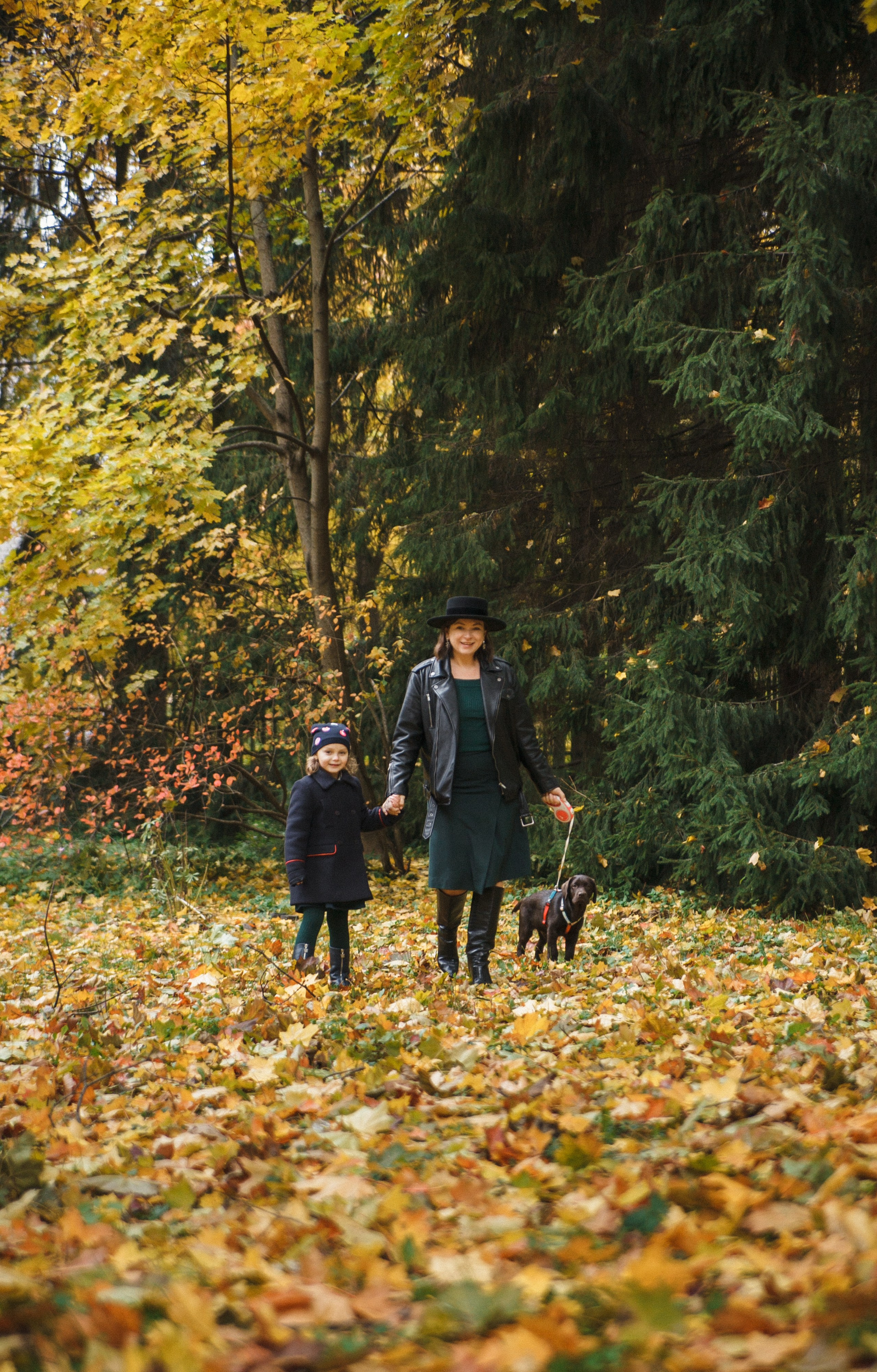 4 ноги, Терем, чай и 1 маленький хвост. Семейный фотограф, свадебный фотограф, женский портрет в Санкт-Петербу