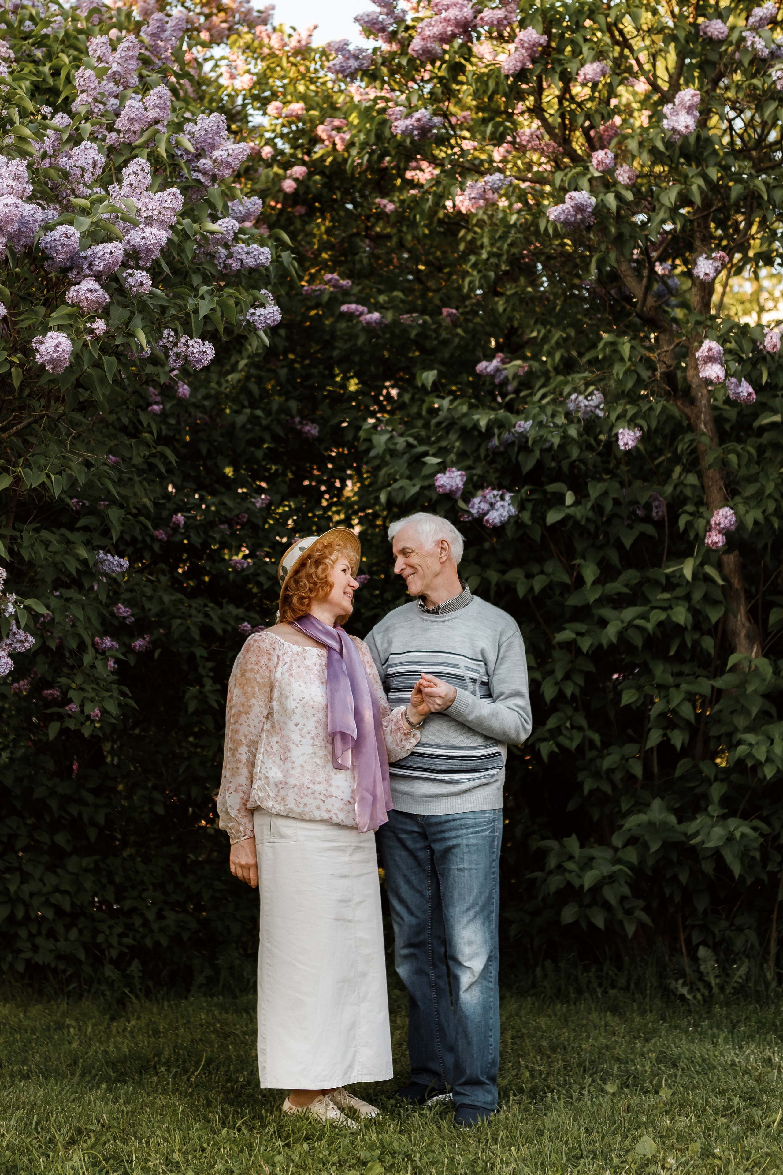 Виктор и Юлия сиреневый сад. Фотограф в Москве Дмитрий Жарков