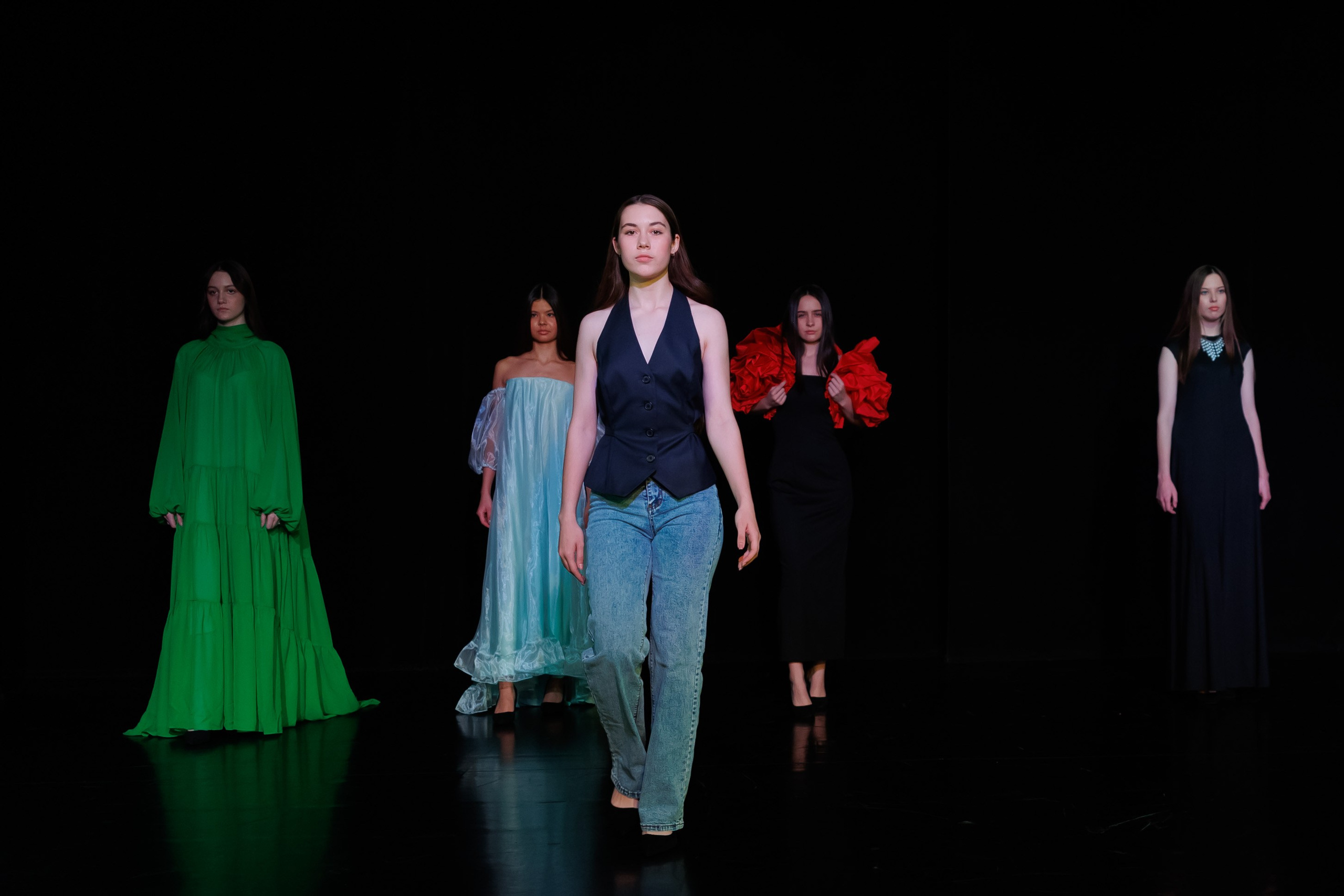 Показ коллекций Новосибирских дизайнеров для Fly Production. Фотограф Новосибирск — Наталья Гресь