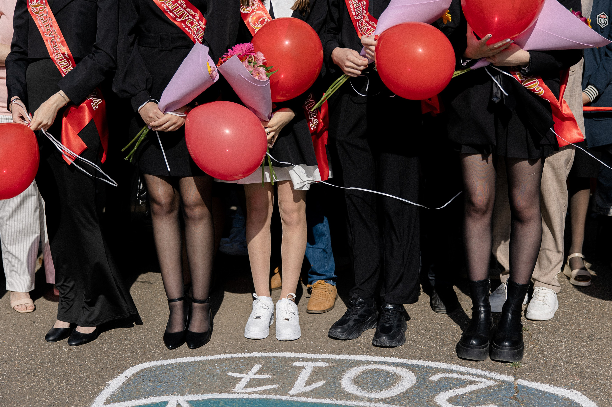 Последний звонок — линейка. Свадебный фотограф Роман Еремеев