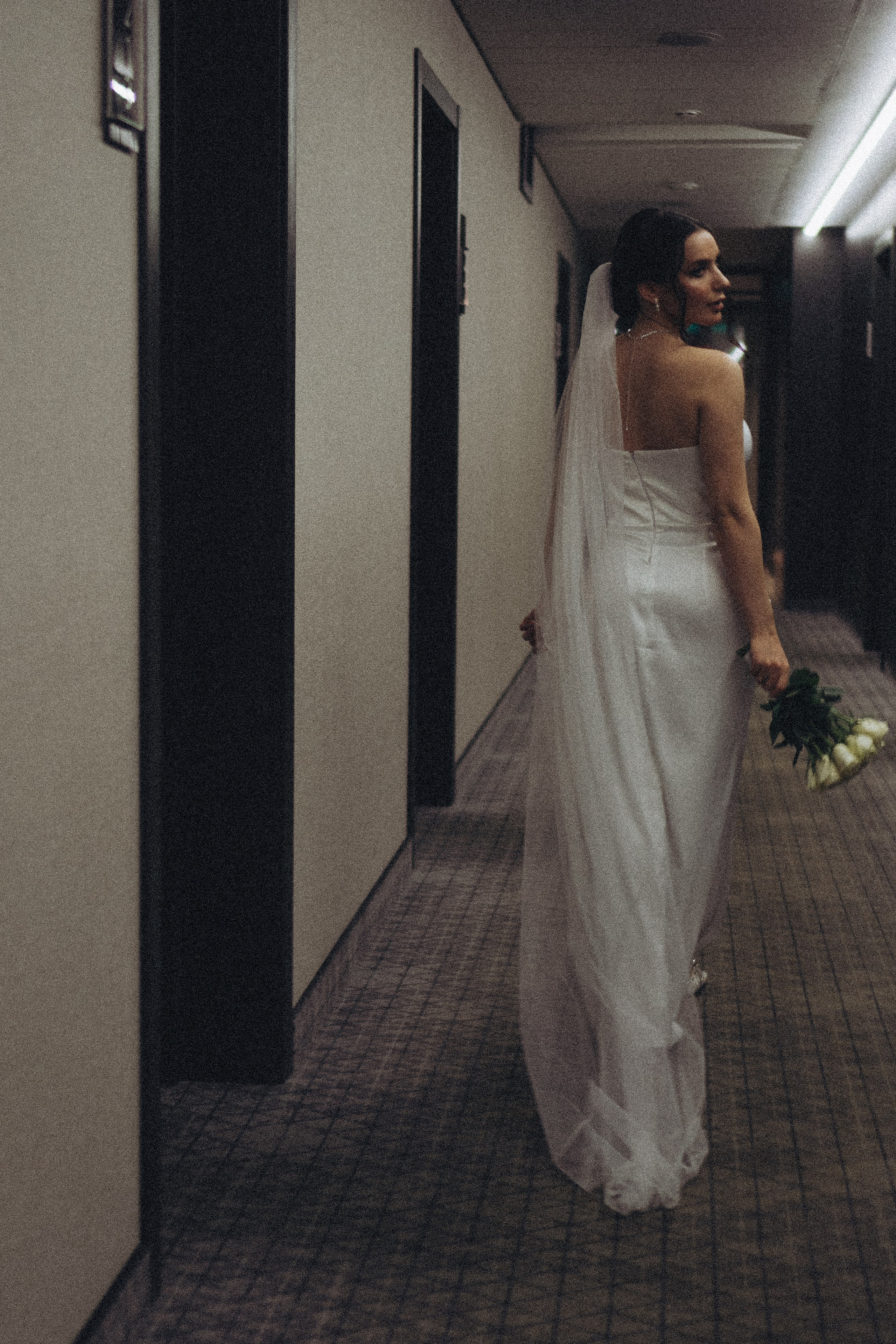 СВАДЕБНАЯ СЬЕМКА СБОРОВ ЖЕНИХА И НЕВЕСТЫ В ОТЕЛЕ И ТАКЖЕ ФОТОСЕССИИЯ В ОТЕЛЕЕ МЕГАПОЛИС БРЯНСК. Профессиональный фотограф, Санкт-Петербург — Виктория Богомолова