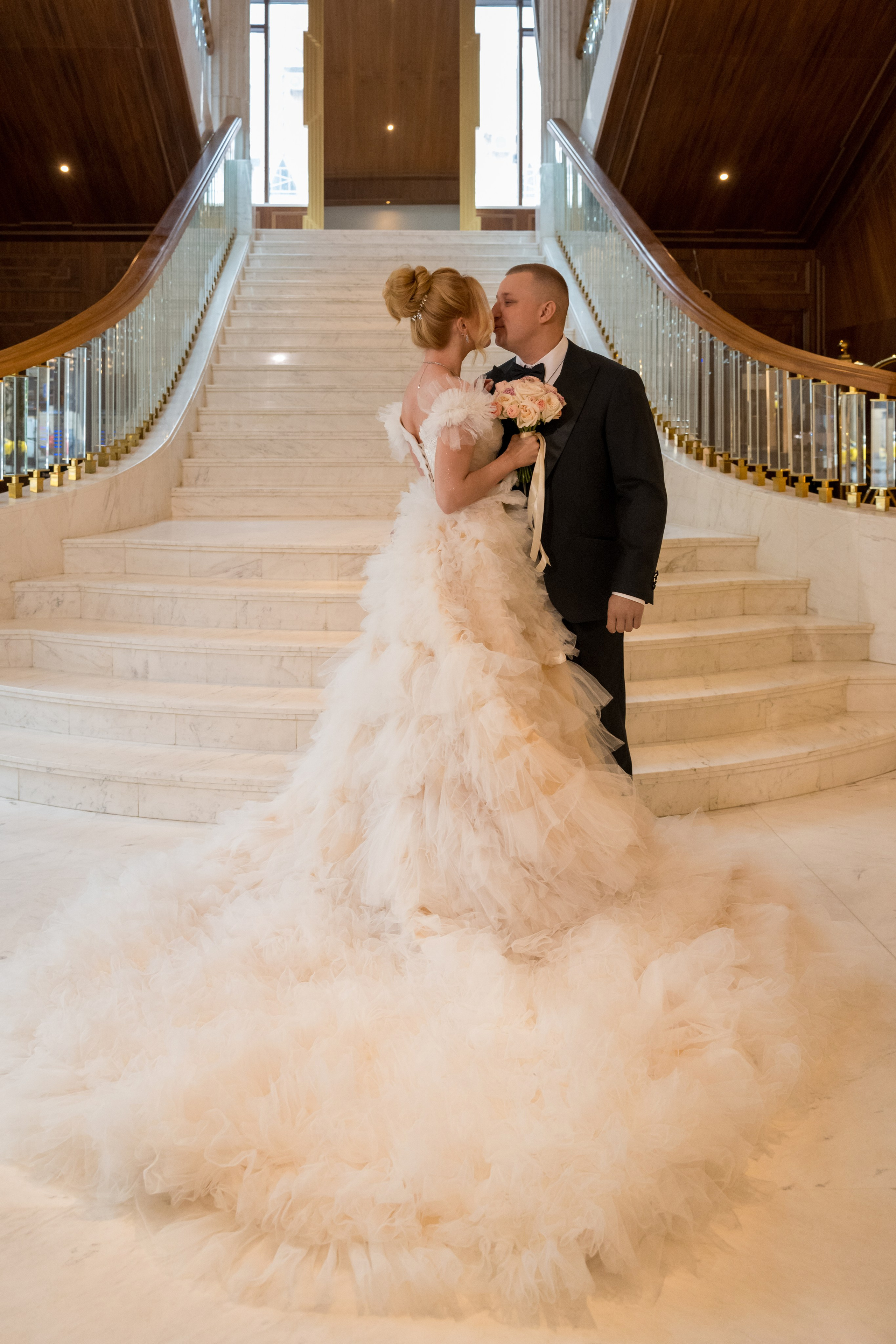 Виктор & Кристина. Семейный и контент фотограф в Москве Alira