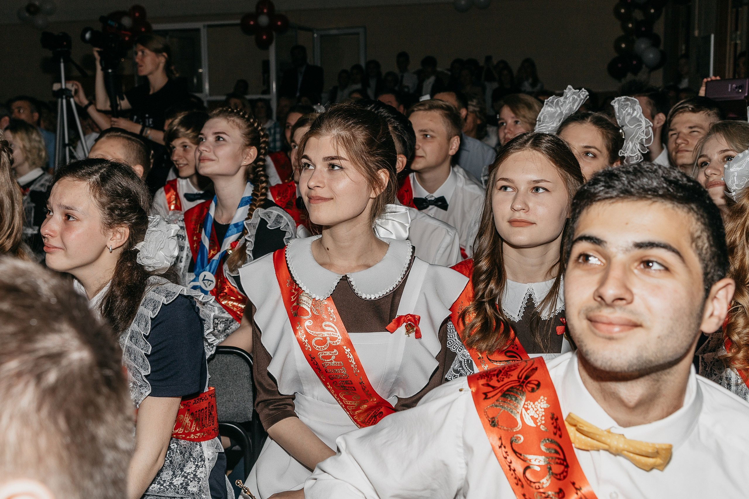 Последний звонок, Бутово 2019. Фотограф-дизайнер, семейный фотограф, фуд-фотограф в Москве и Московской области Лаврова Анна