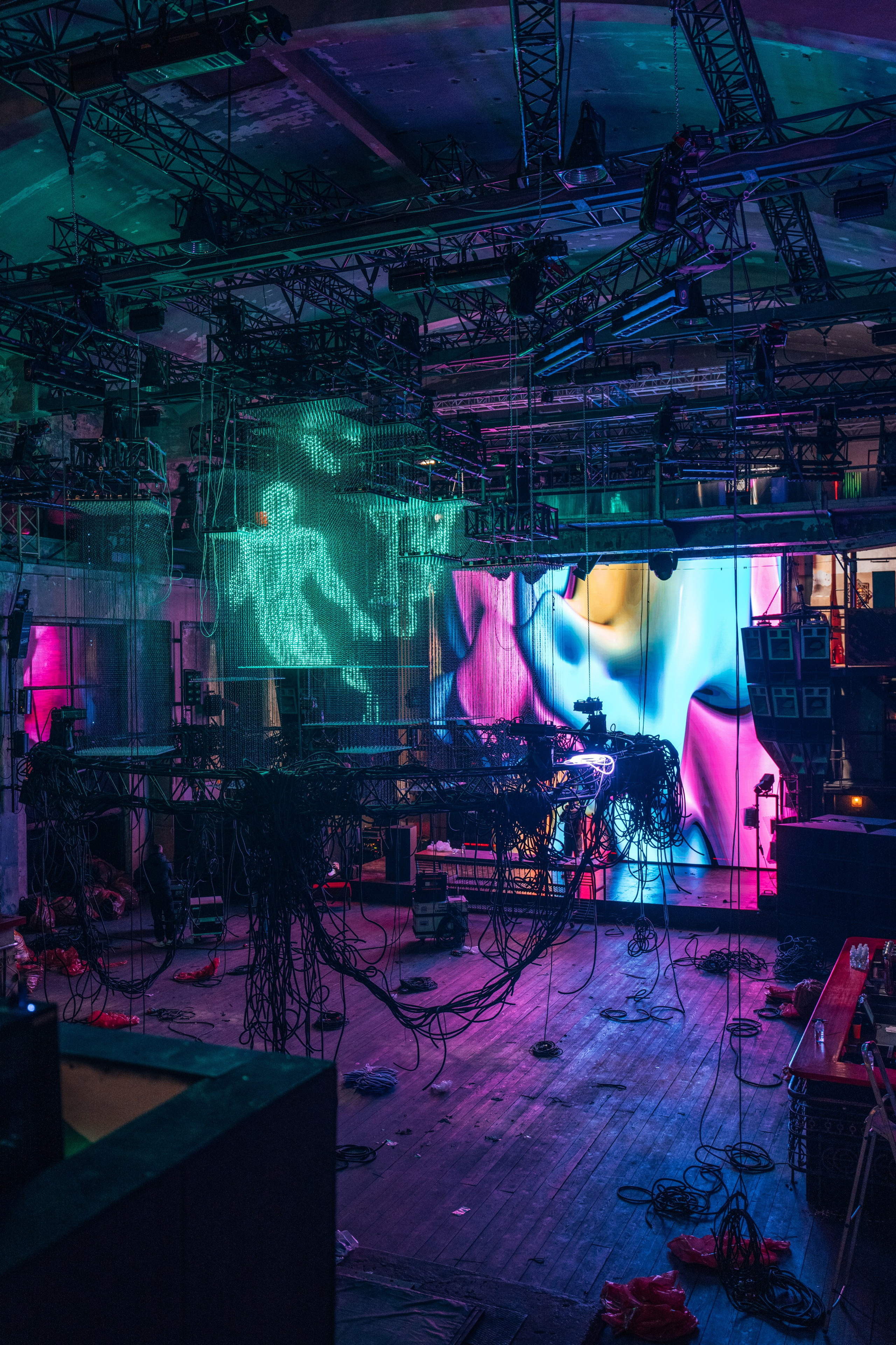 Ø Backstage, SILA SVETA. @tomrus: Рустам Шагиморданов — фотограф