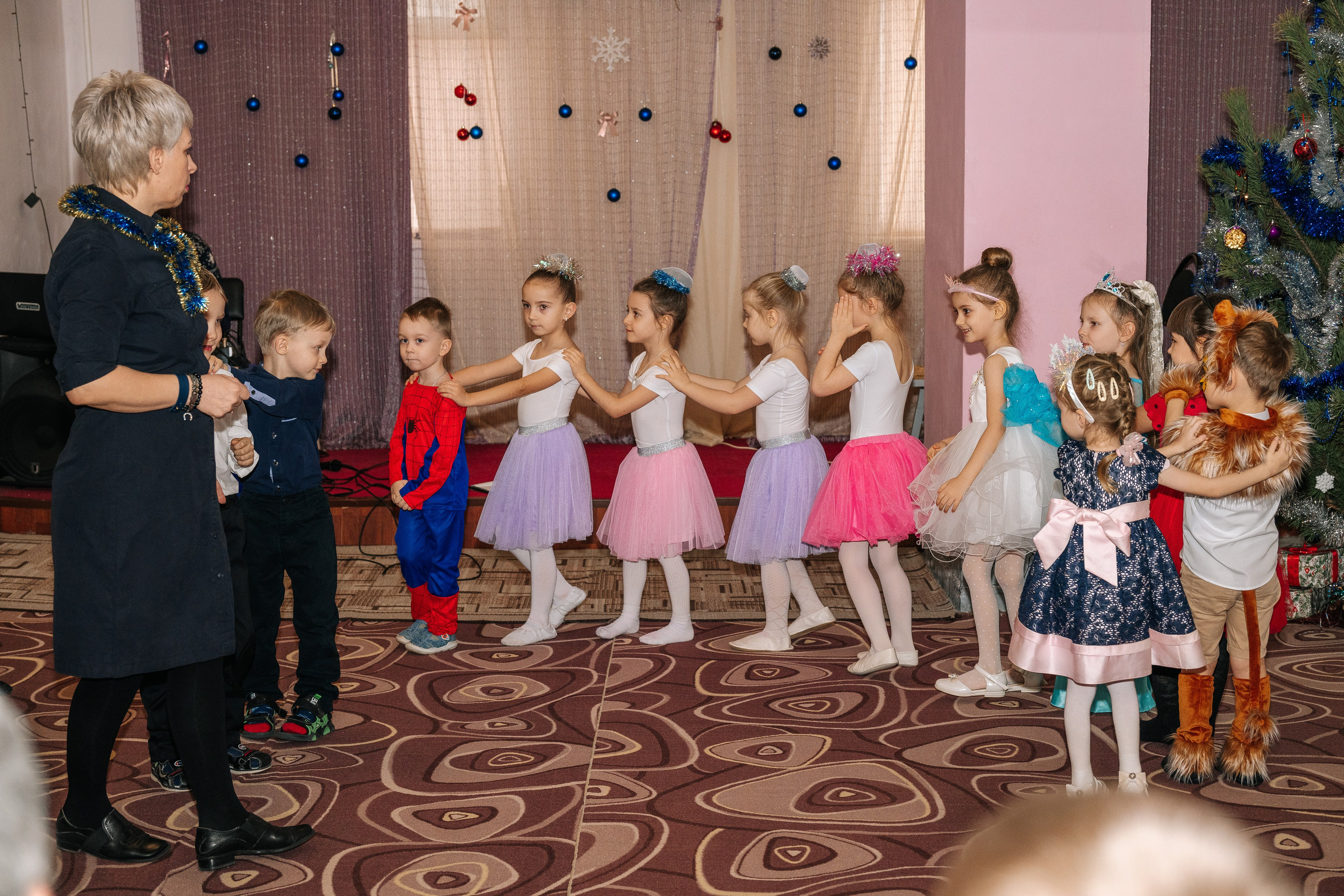 Новогодняя ёлка 2026. Семейный клуб «Открытый город»