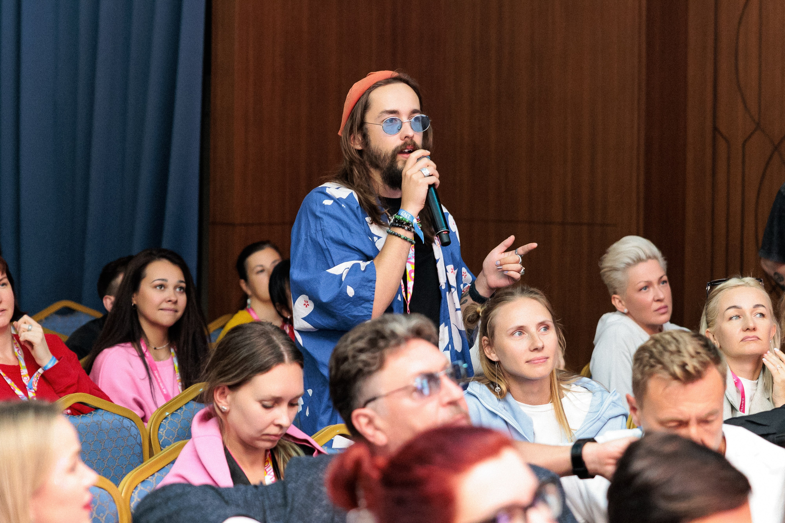 КОНФЕРЕНЦИИ. Арина Тамочкина. Фотограф Краснодарю