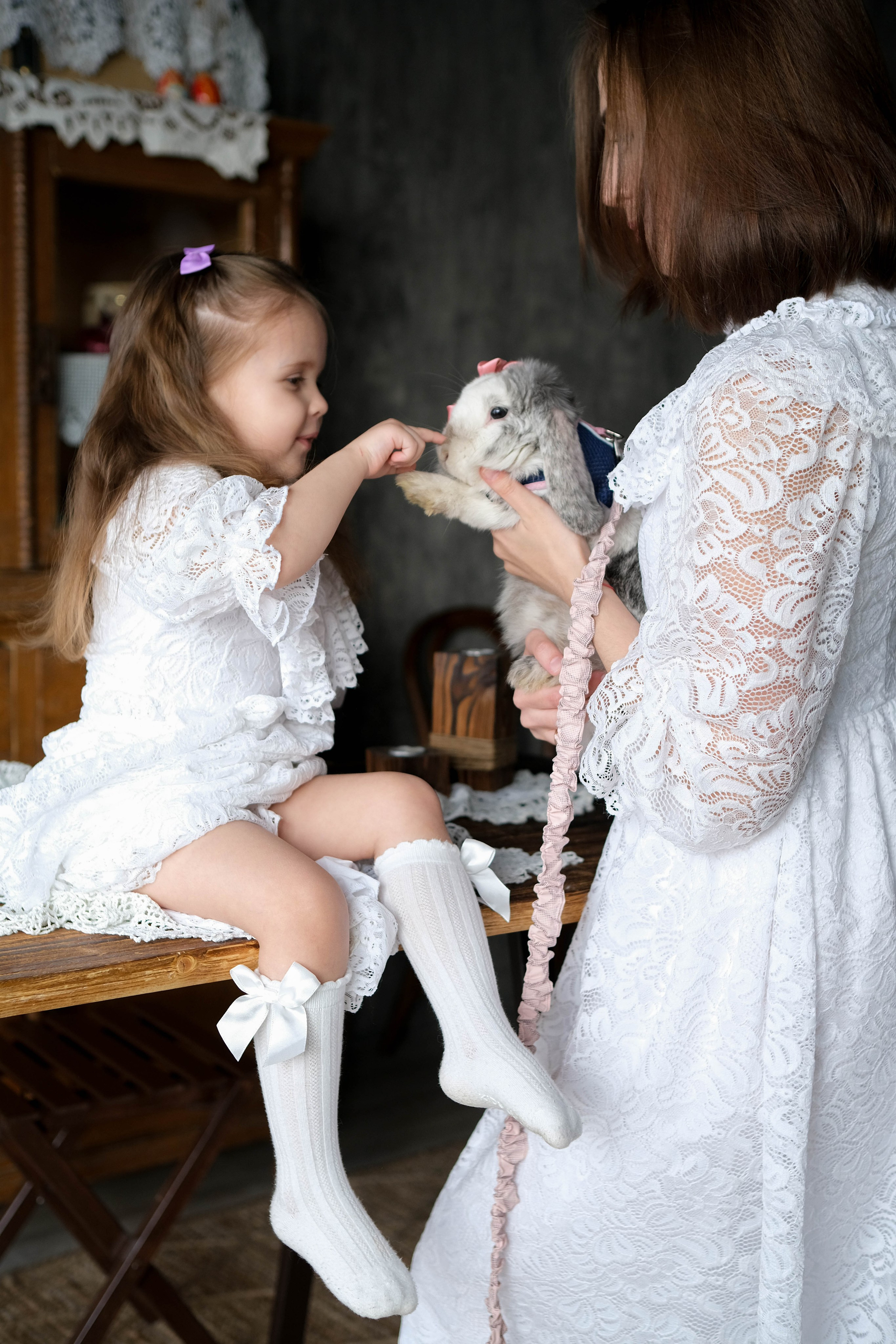 Юля и Варя (Пасха). Главная