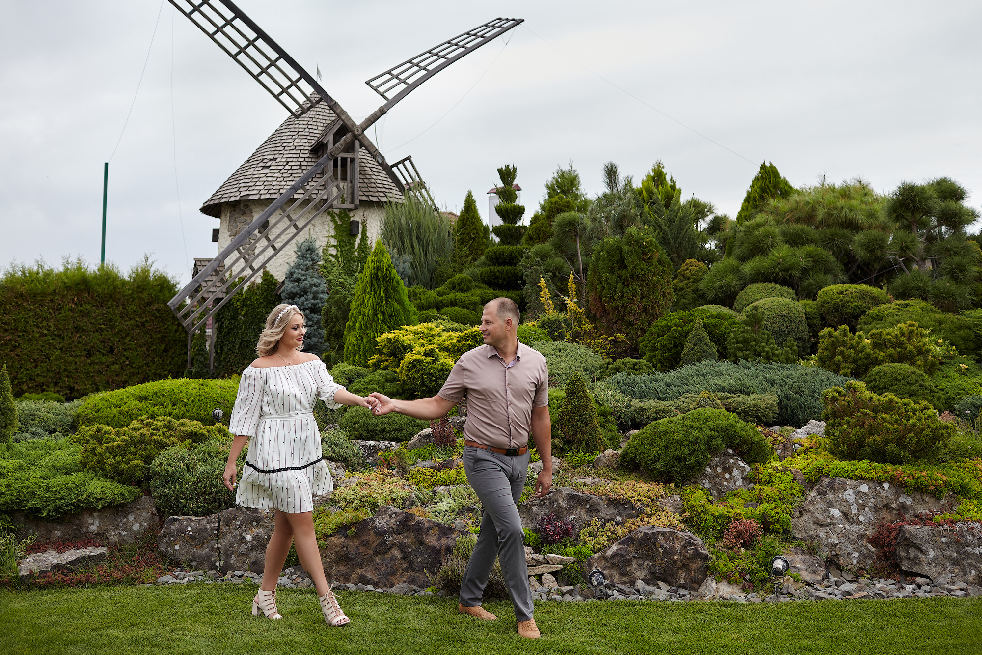 Фотосессия в красивой локации Белая Калитва. Фото видео съёмка в Белой Калитве дуэт Герман и Инна