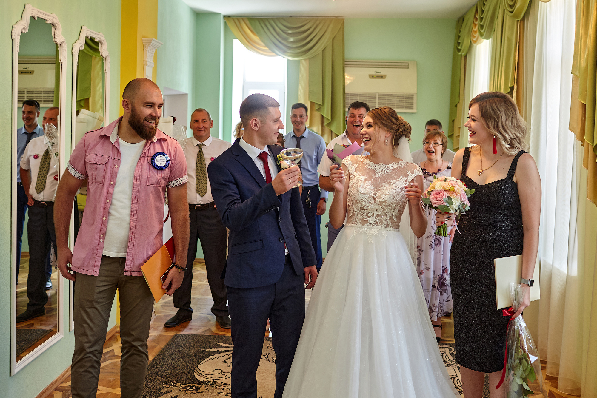 Свадебный день от утра невесты до продажи торта. Фото видео съёмка в Белой Калитве дуэт Герман и Инна